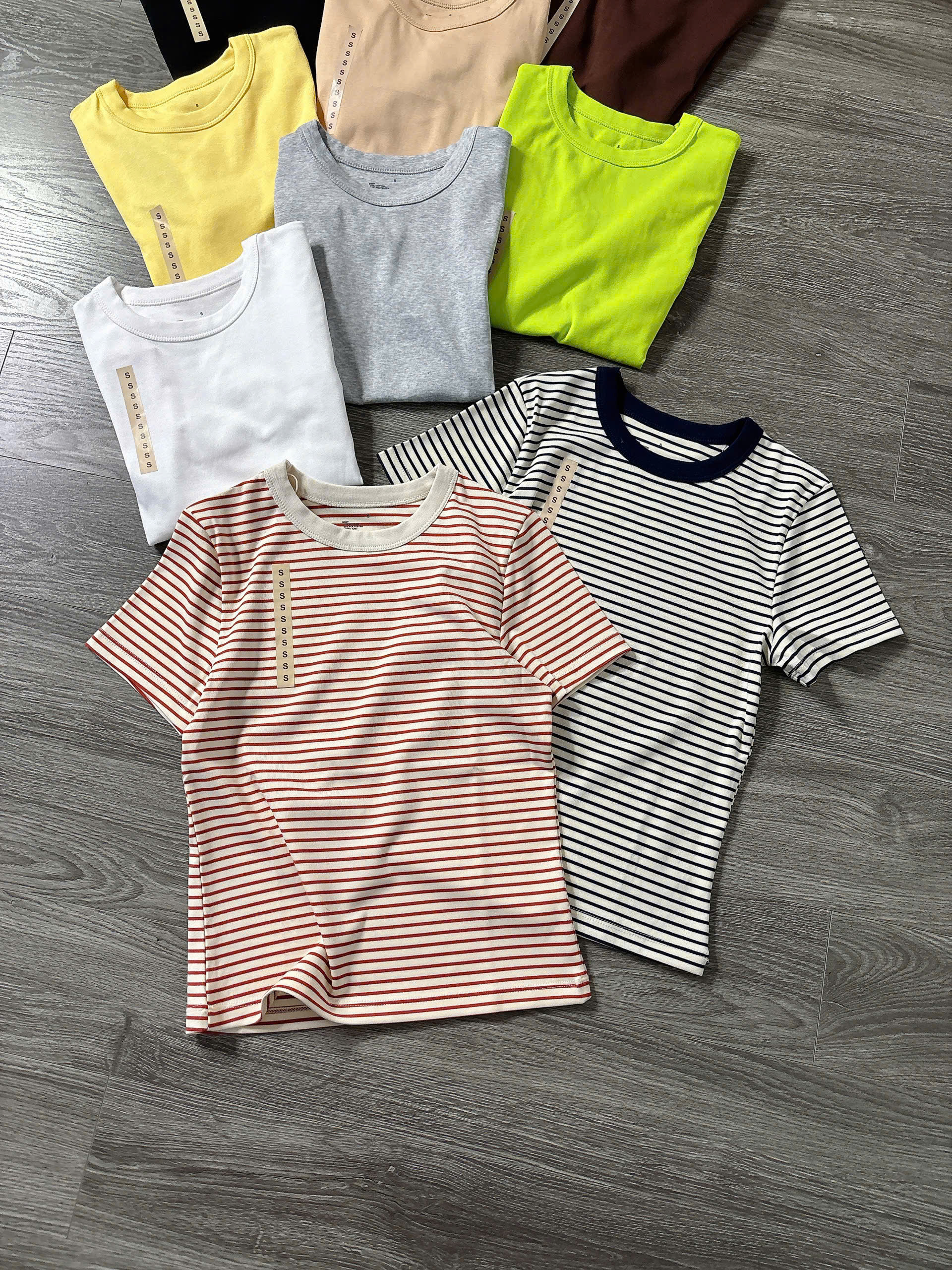 A9 ÁO THUN 10 MÀU_thumbnail_2