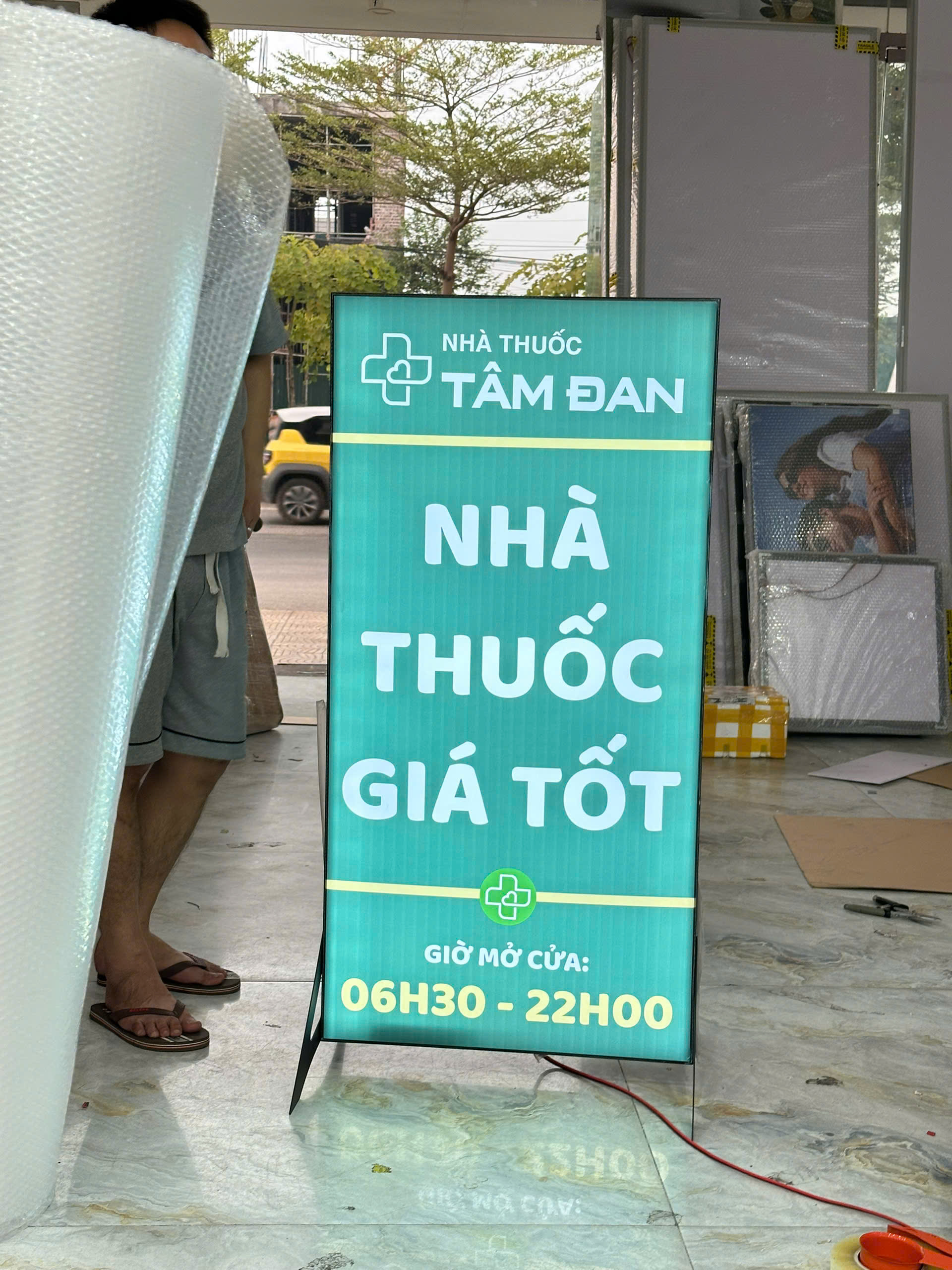 CHÂN V - HỘP ĐÈN NGOÀI TRỜI PVC  2 MẶT_thumbnail_2