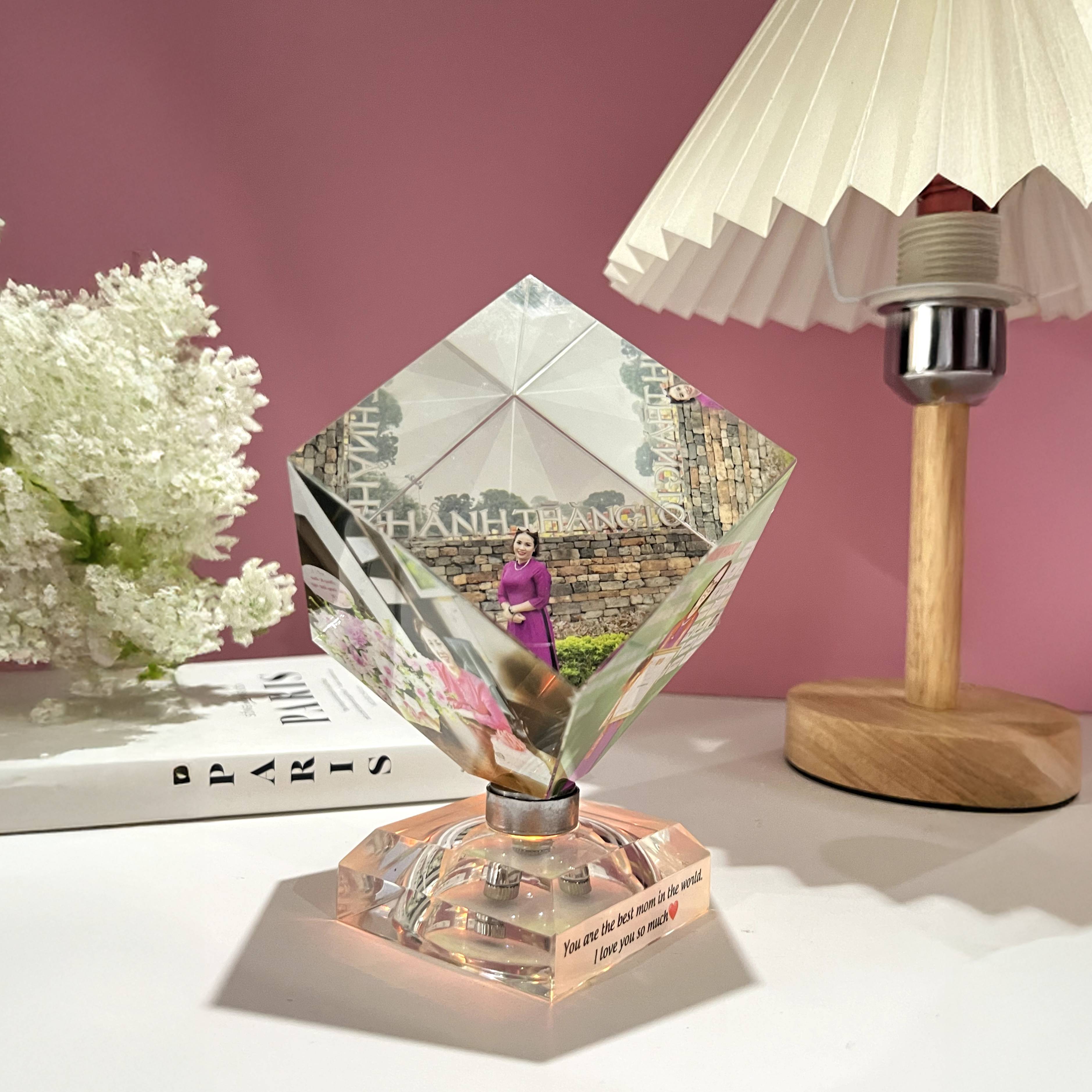 Quà 20/10 sang trọng – Pha lê lập phương in ảnh cá nhân hóa, món quà ý nghĩa dành tặng cô giáo, mẹ, vợ, bạn gái_thumbnail_4
