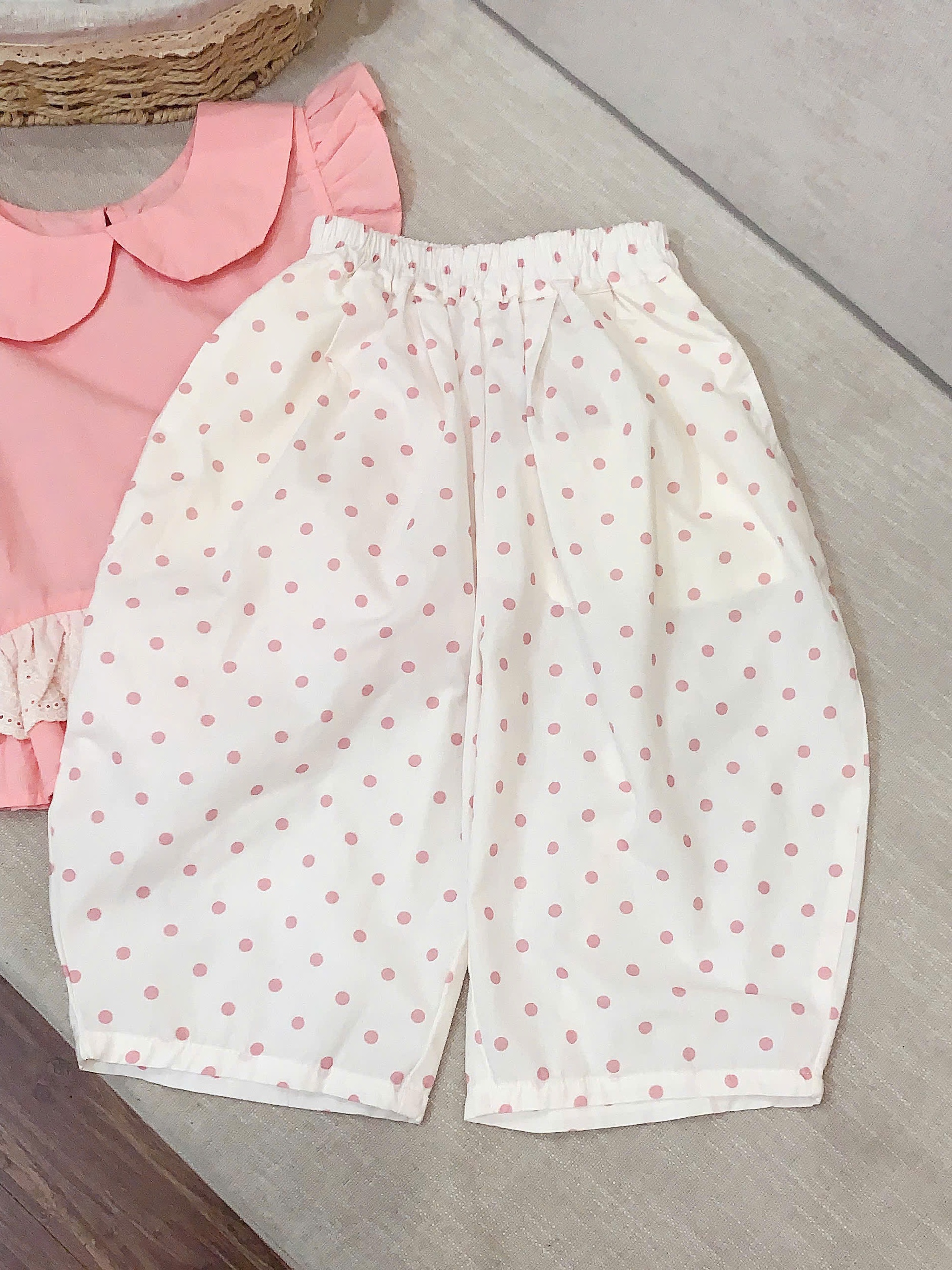 H159 - Quần thô chấm bi hồng hãng Seven (sz90-130)