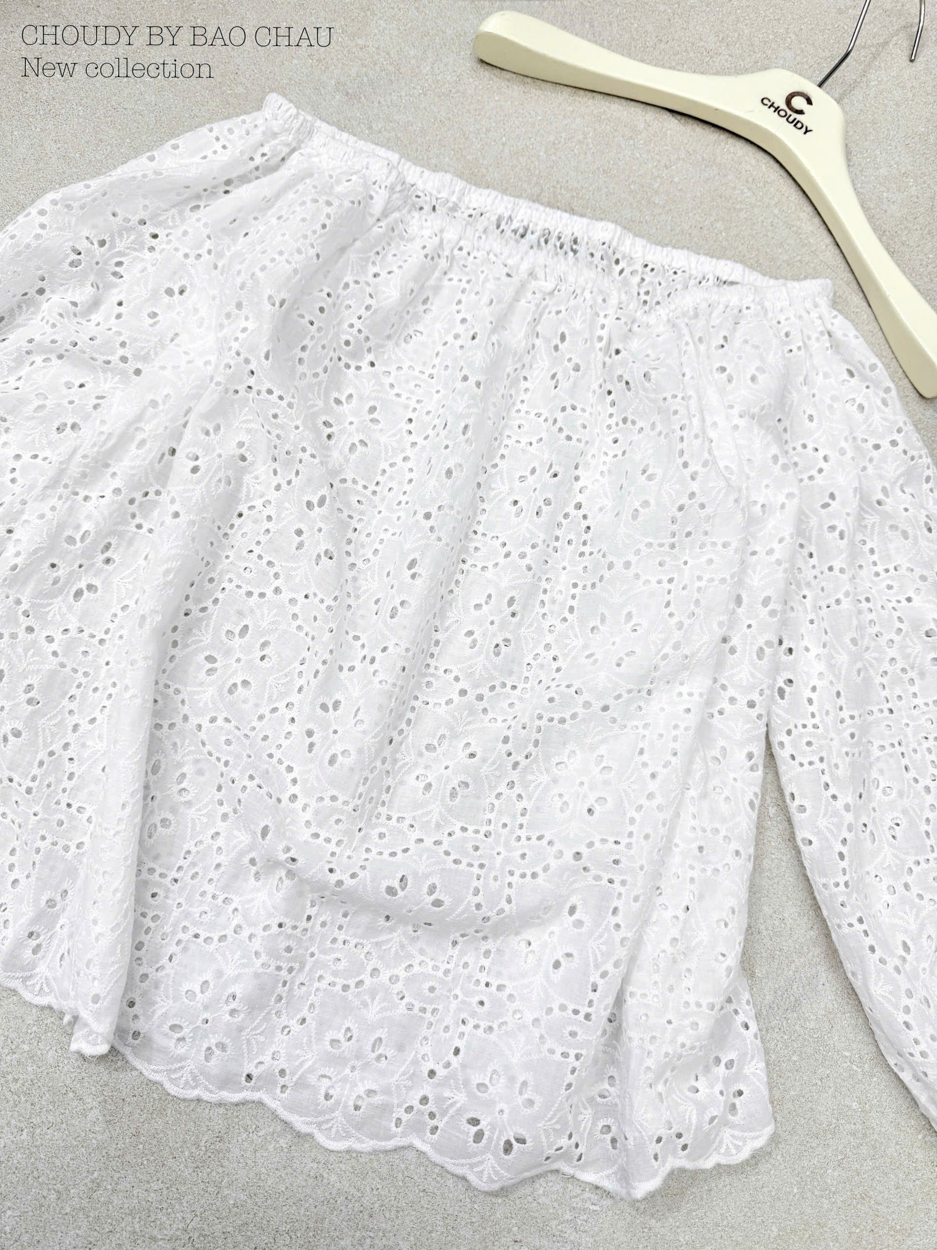 U111 ÁO ĐỤC LỖ TRẮNG_thumbnail_5