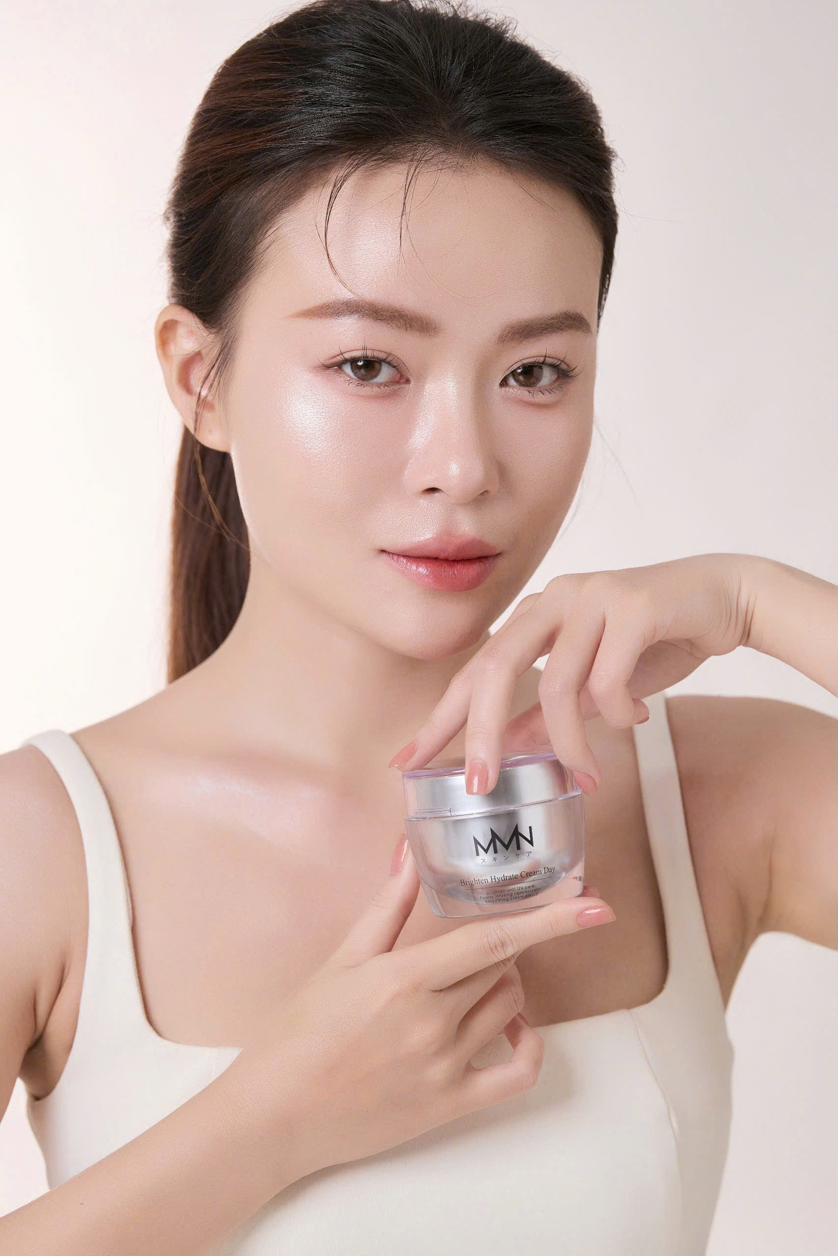 Kem ngày MMN Brighten Hydrate Cream day 50g_thumbnail_1