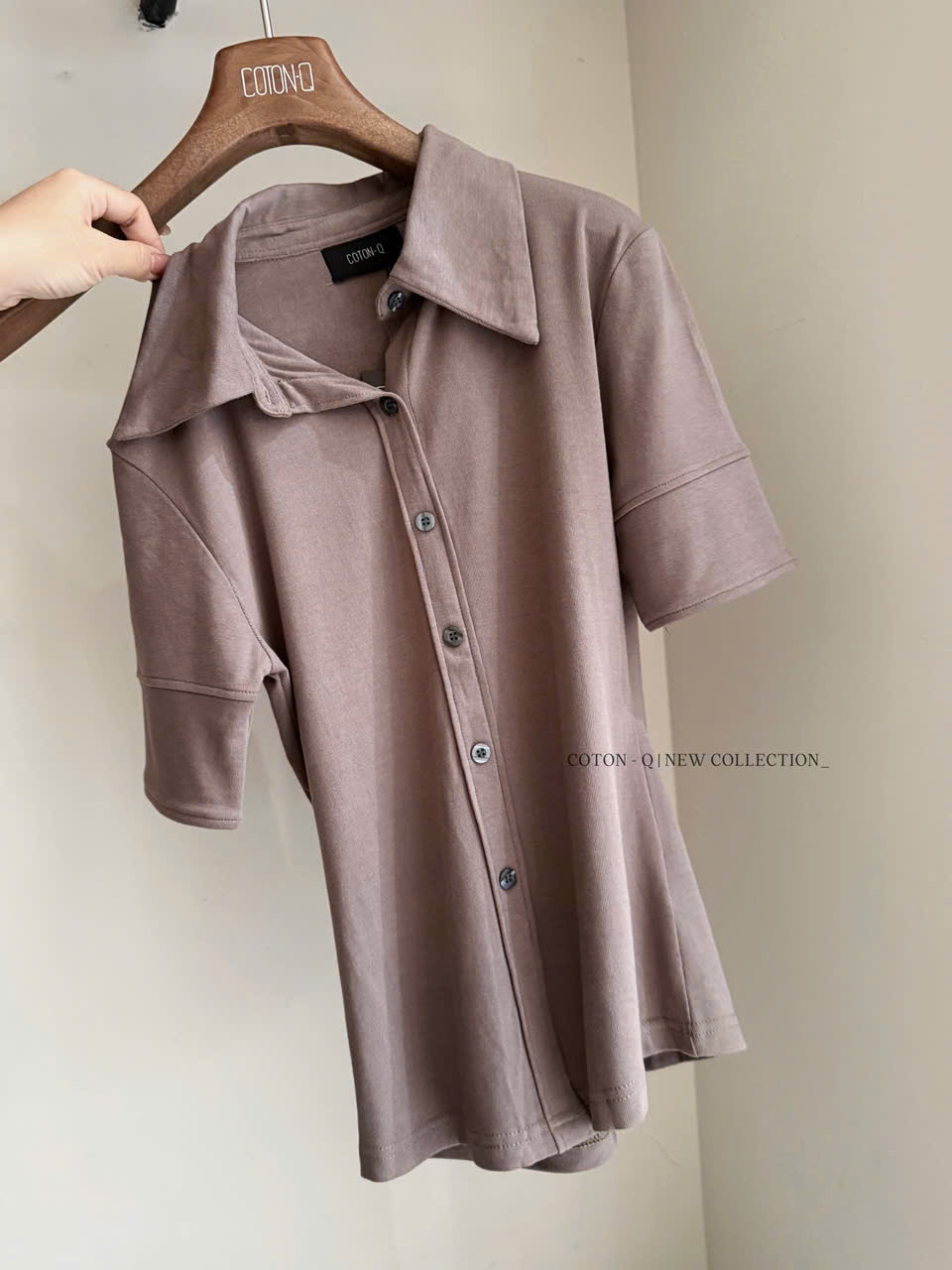 Áo thun ôm có cổ ( TRẮNG )_thumbnail_3