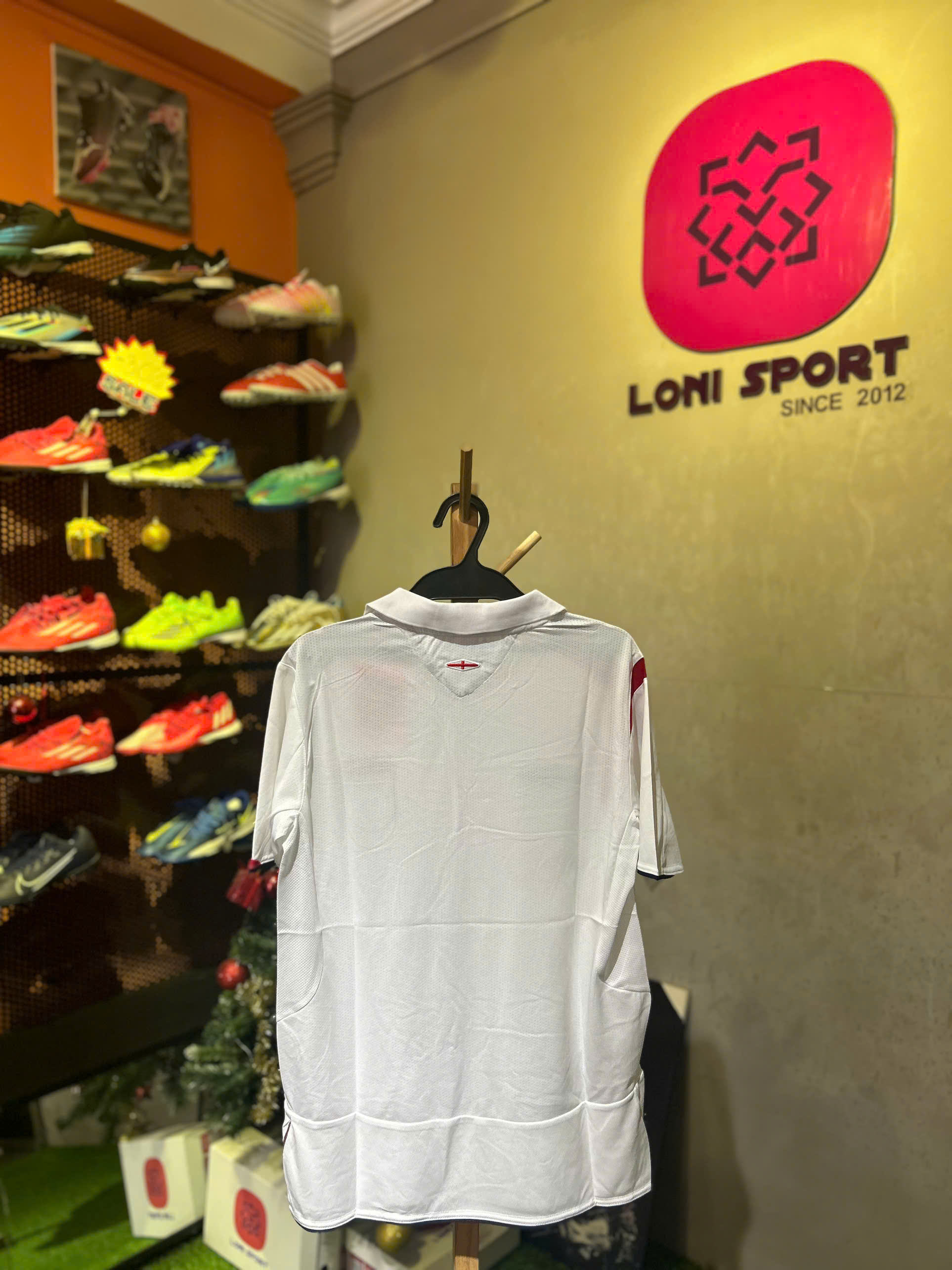 Áo Retro tuyển Anh sân nhà trắng 2006_thumbnail_2