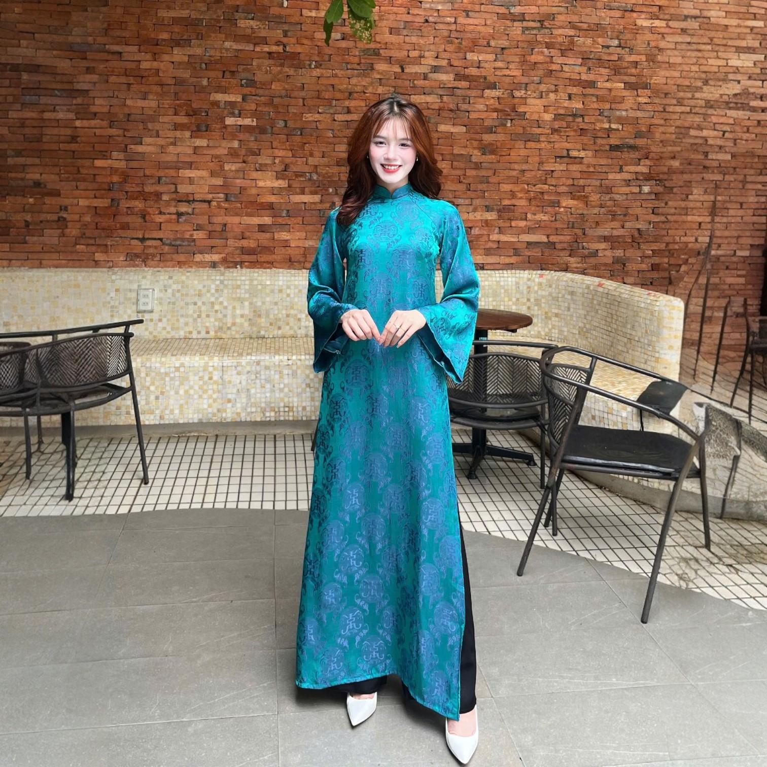 Áo Dài Cách Tân Nữ Dáng Suông Tơ Hoa Tay Dài Giả Cổ Phục Mặc Tết MM02