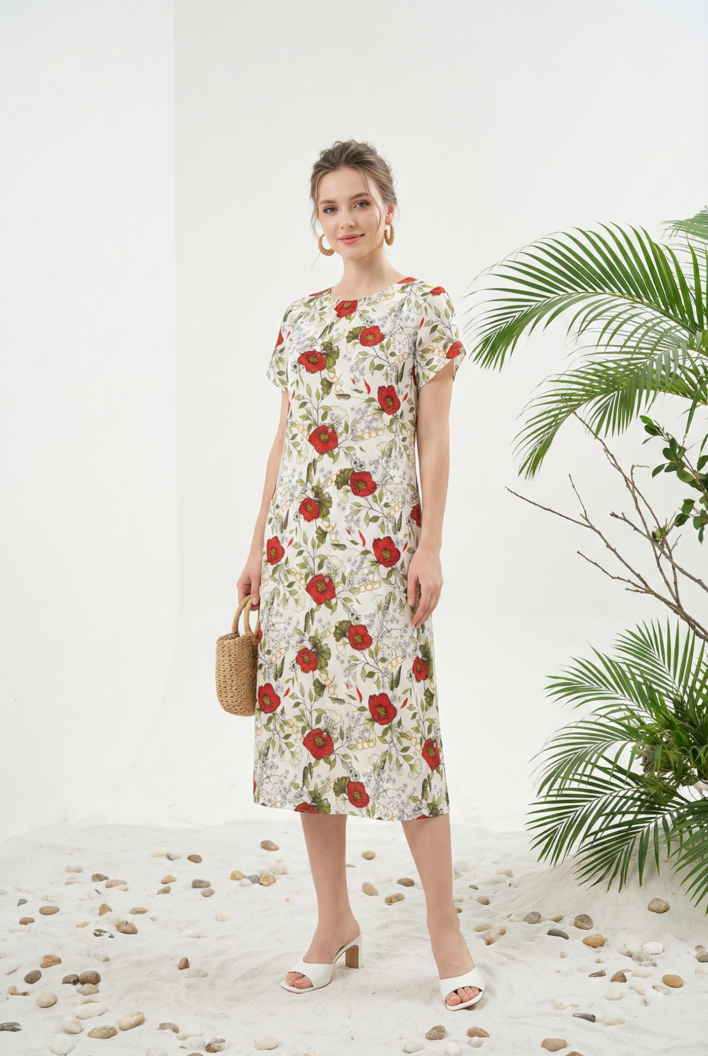 Đầm vải voan chiffon in hoa đỏ dáng suông A cổ tròn tay ngắn thiết kế MAZANO