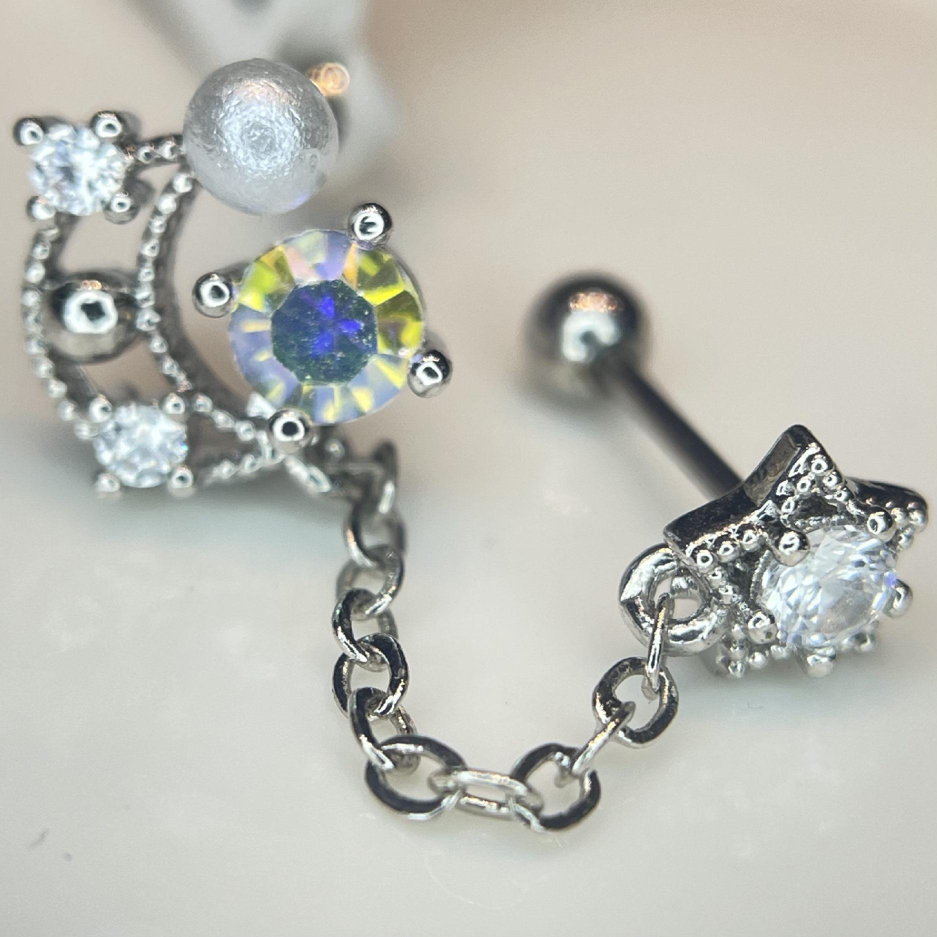 Khuyên kiểu xích mặt trăng mặt sao