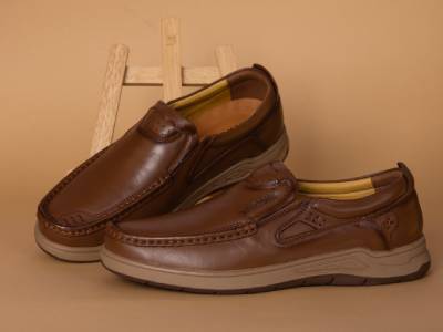 Xu hướng giày da nam Overcome 2025 – Gợi ý phong cách thời thượng