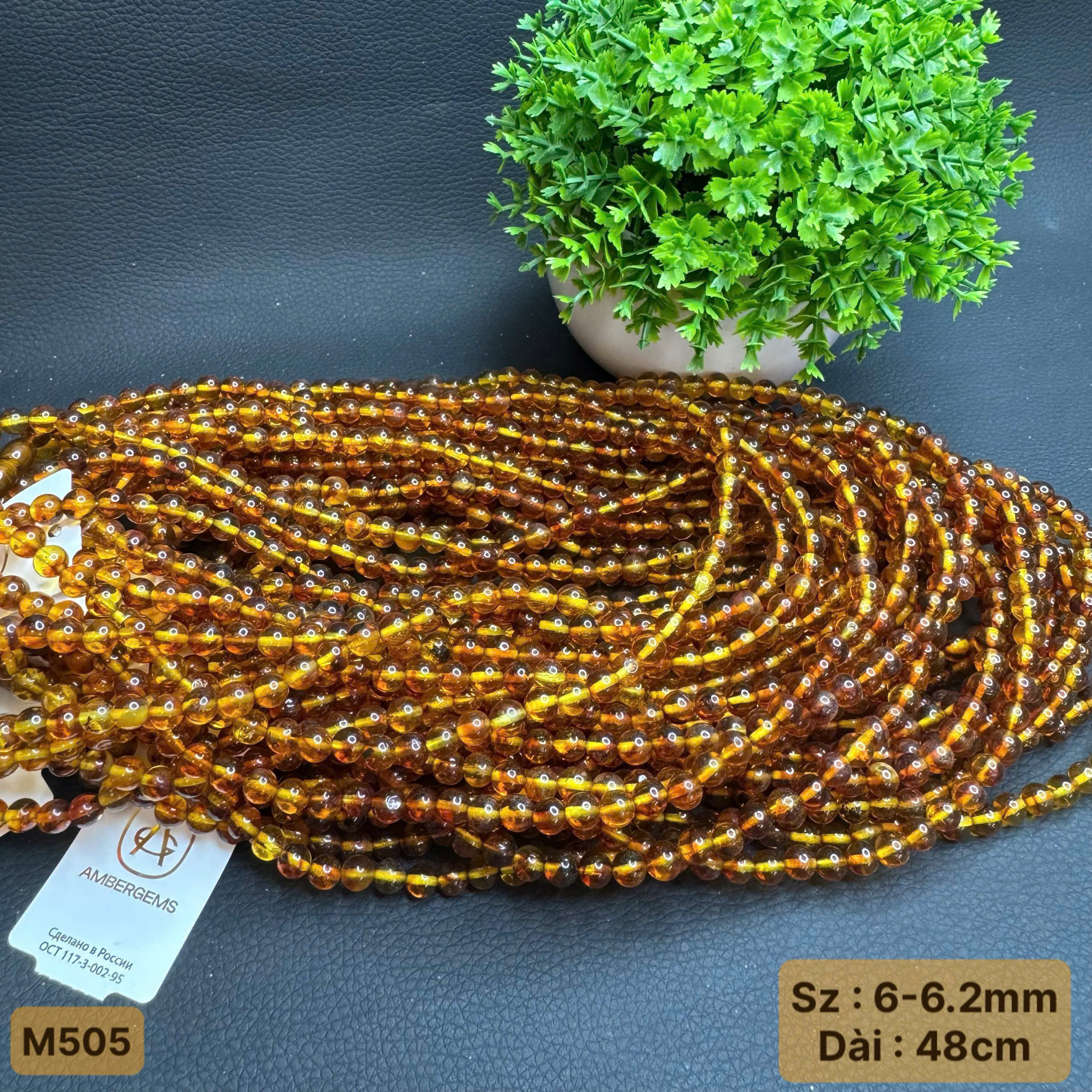 Vòng Cổ hạt Méo Gam Ánh Huyết - M505