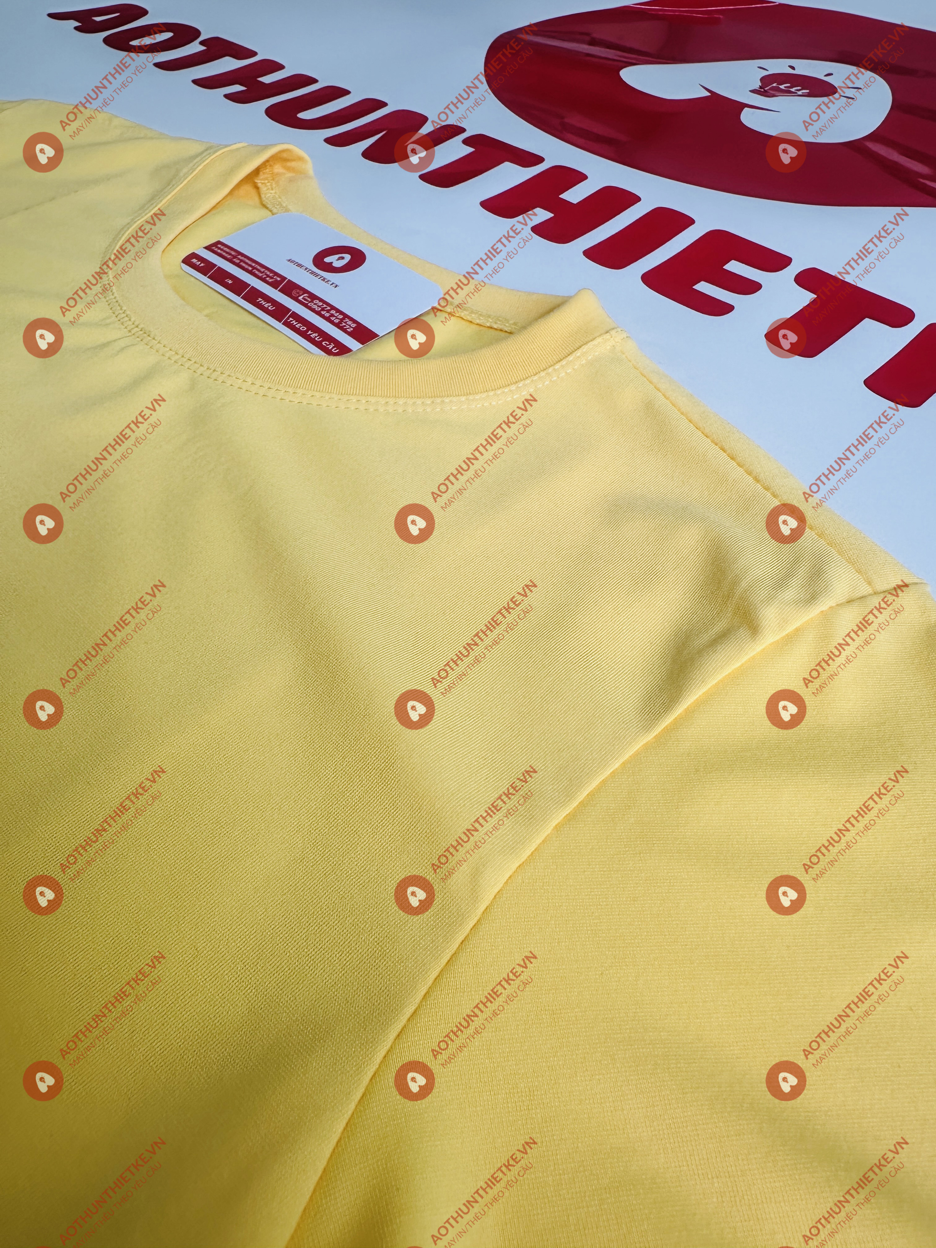 Áo Đồng Phục Cổ Tròn Vàng