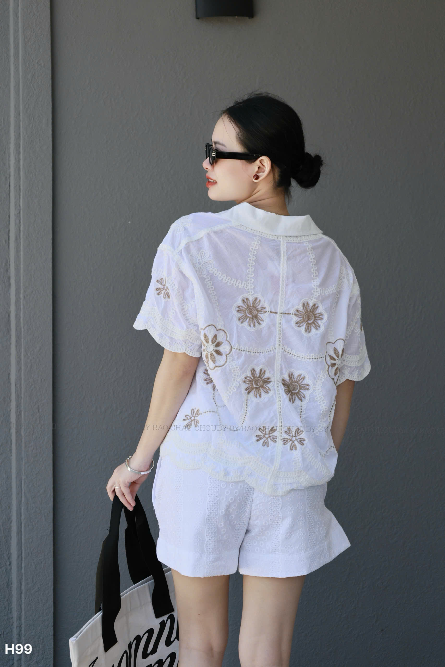 H99 QUẦN SHORT TRẮNG THÊU HOA_thumbnail_17