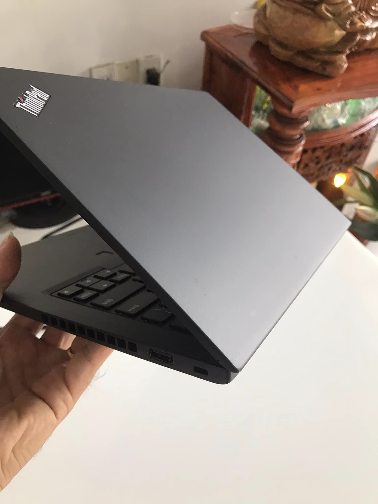 Lenovo ThinkPad X13 Gen 10 Core i5-10210U RAM 8GB SSD 256GB 13.3 inch FHD IPS, Siêu Mỏng Nhẹ 1,2kg_thumbnail_1