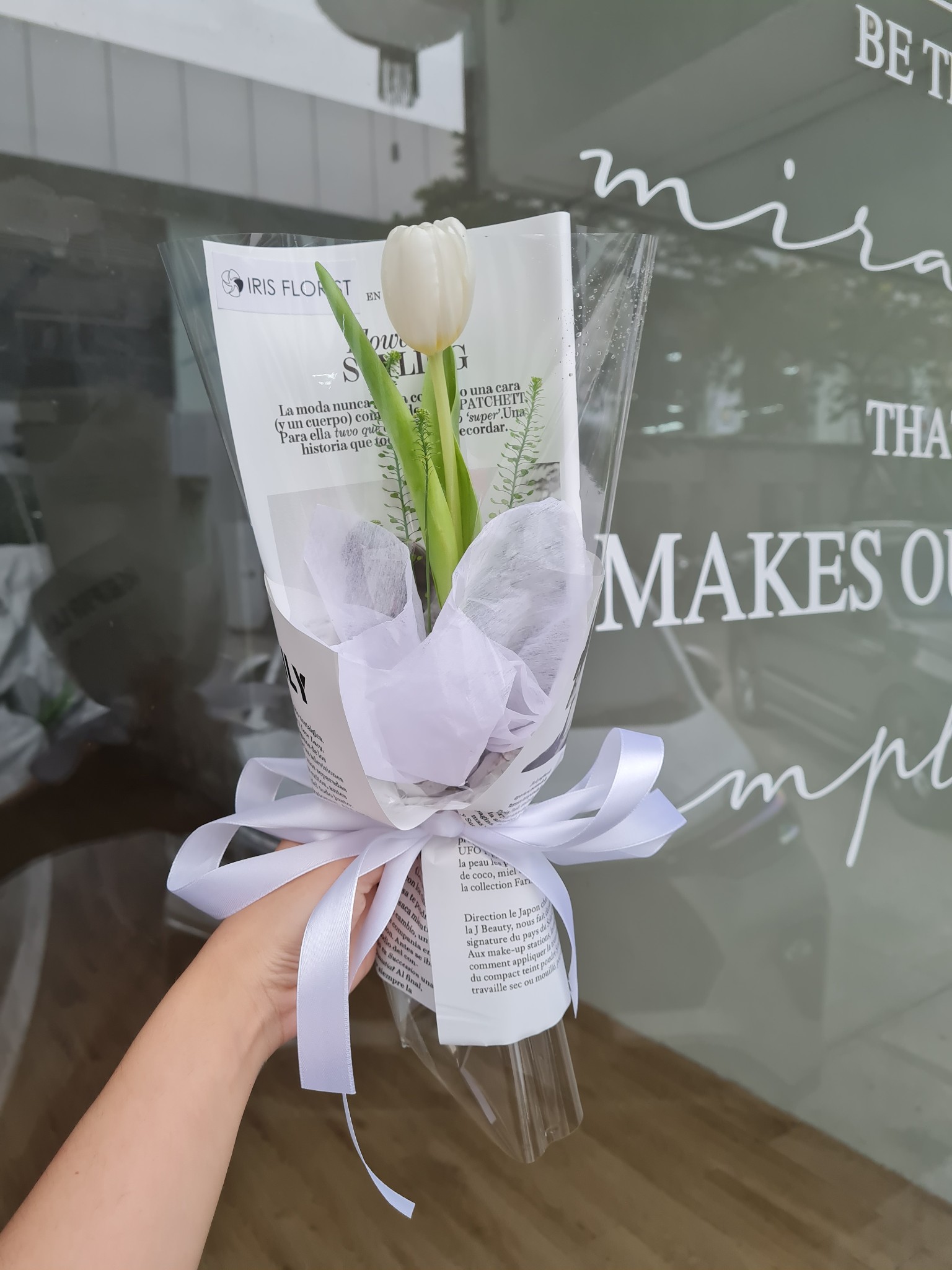 White Tulip - Mini Bouquet_thumbnail_0