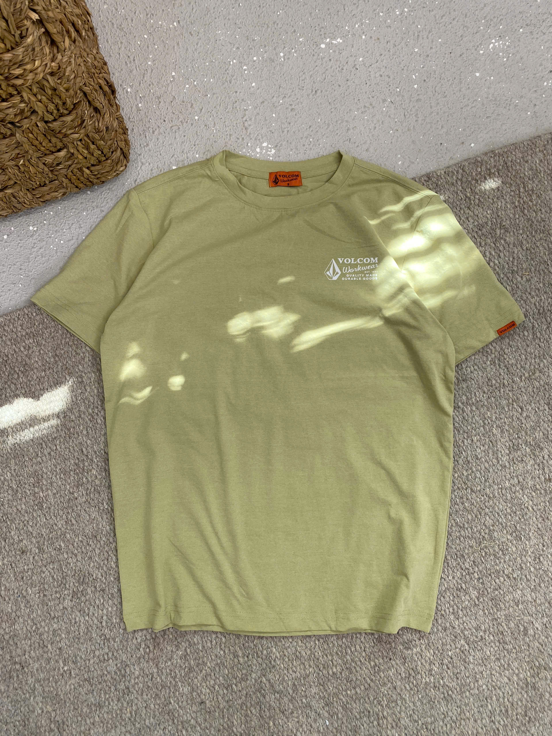 AO THUN VOLCOM_thumbnail_7