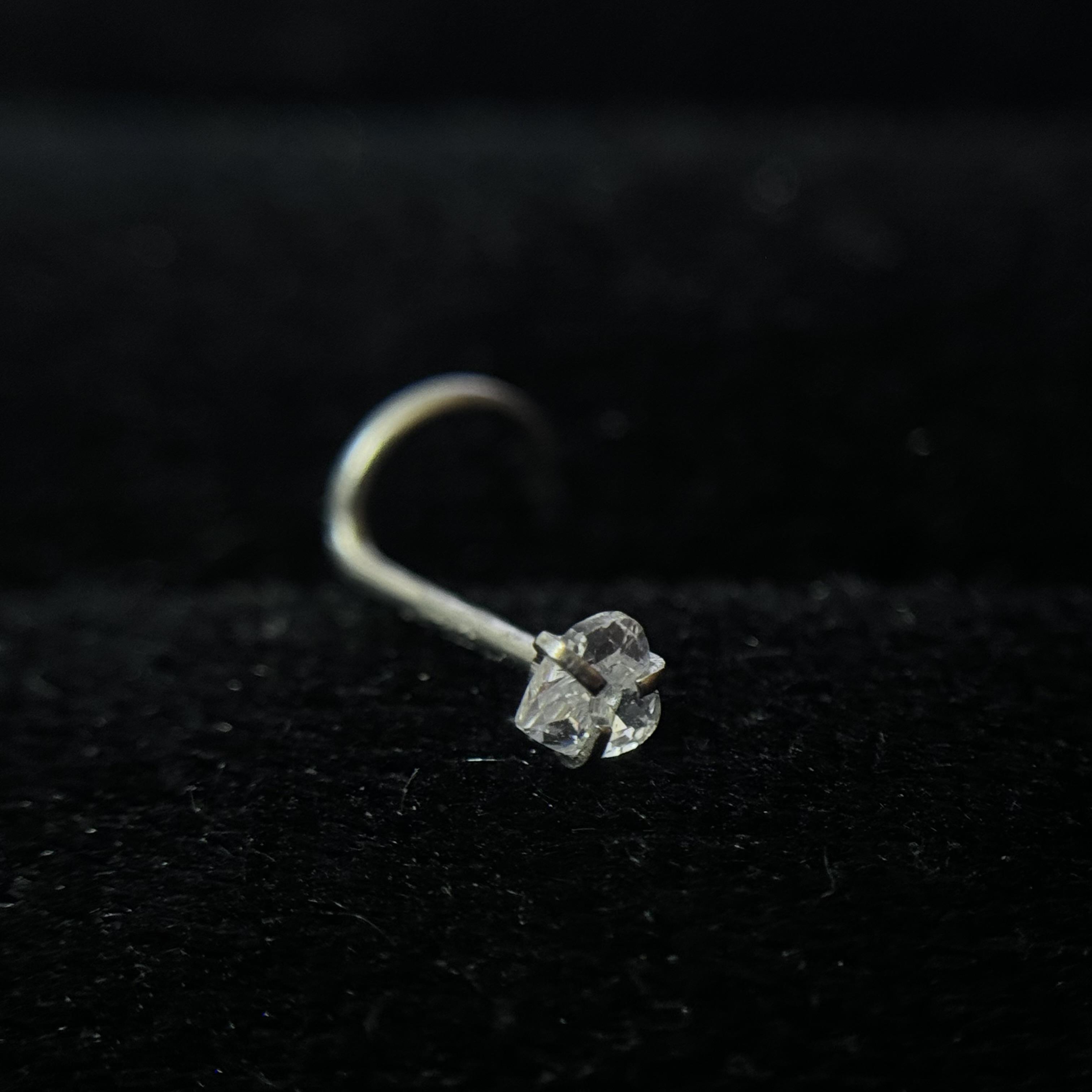 Mũi c kim cương tim trắng chấu._thumbnail_2