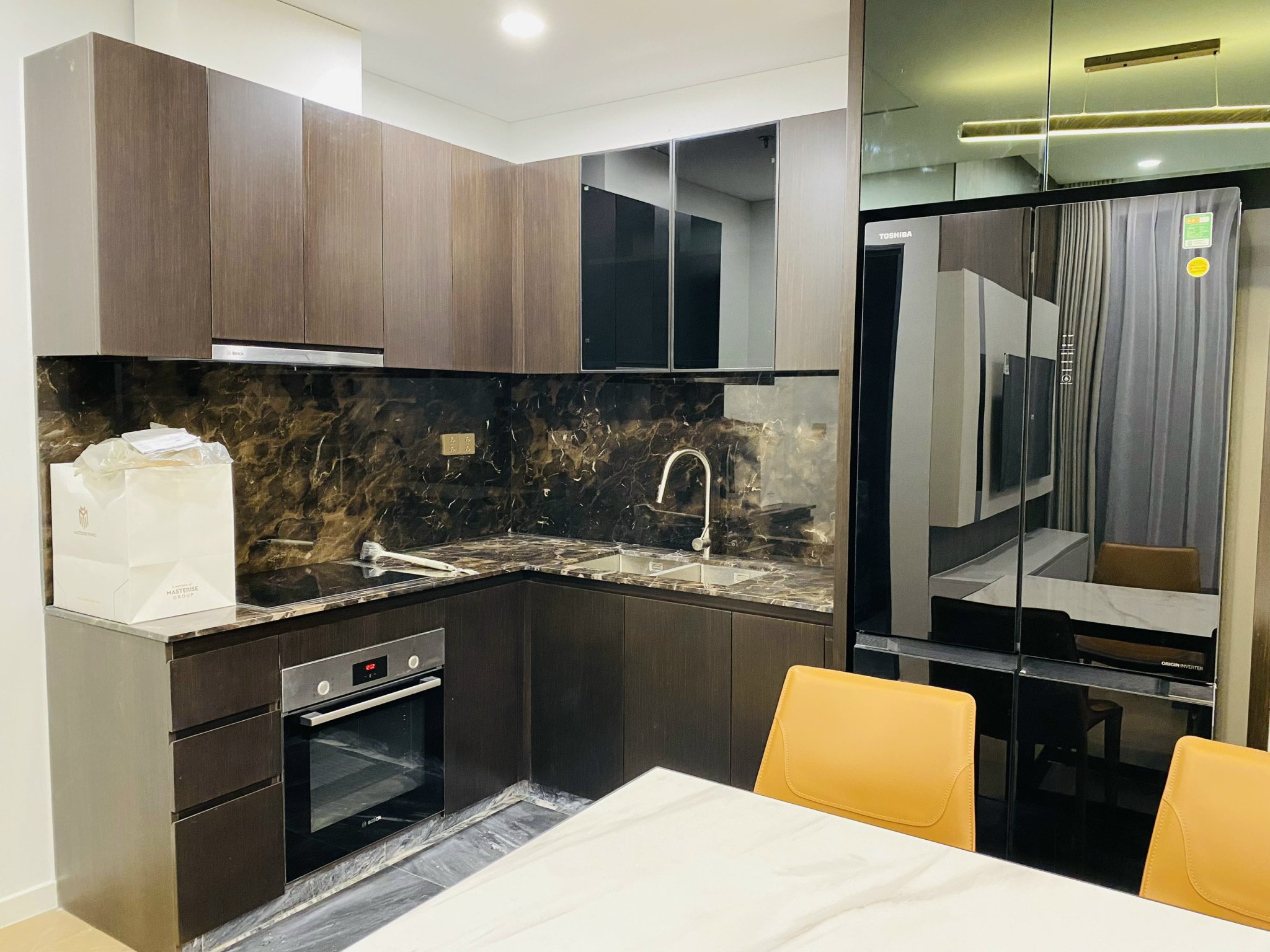 Tin chính chủ - Siêu phẩm căn 2PN, nội thất đầy đủ view siêu thoáng cho thuê nhanh tại Lumiere Riverside