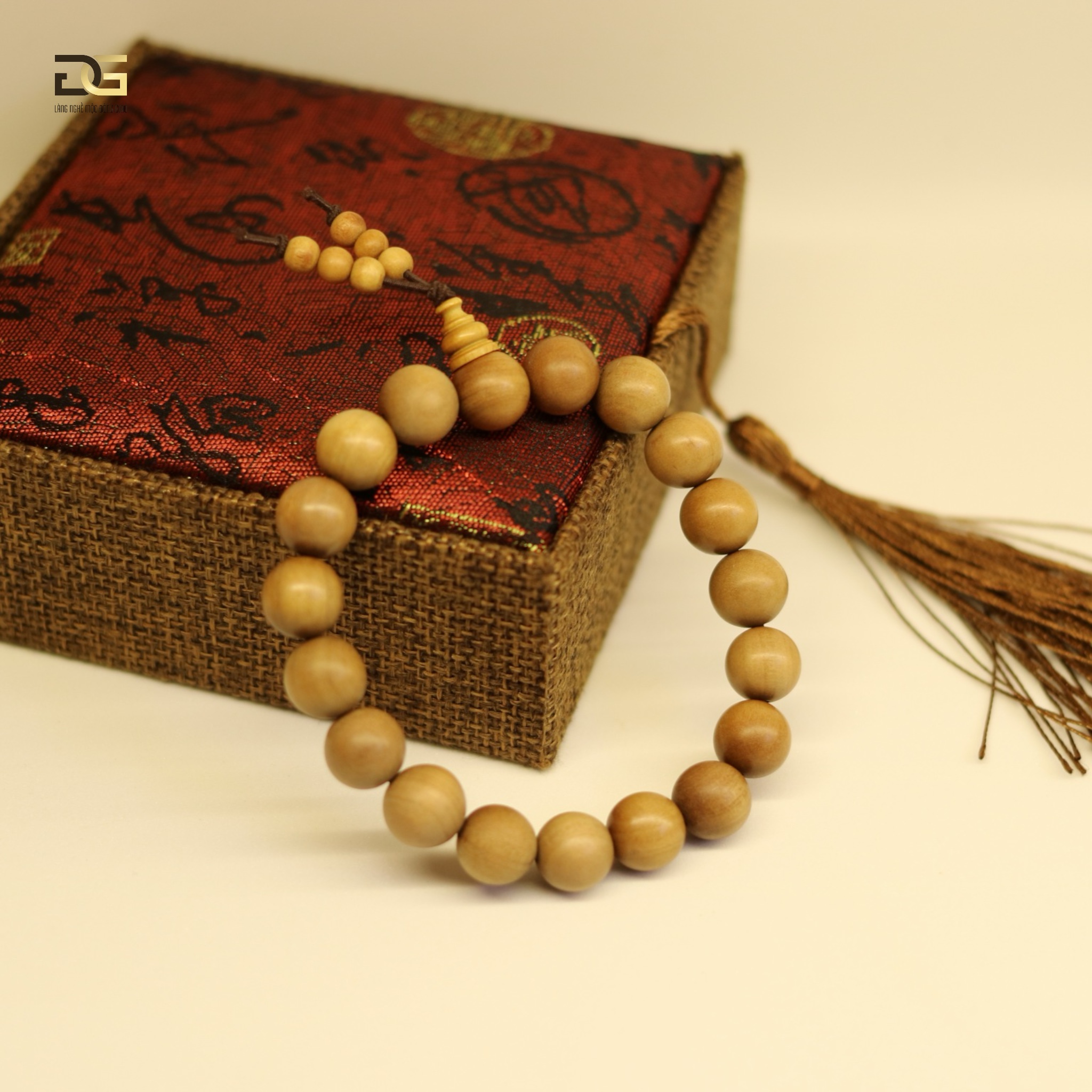 10mm (19 Hạt) Vòng Tay Đàn Hương Rừng Ấn Độ_thumbnail_5