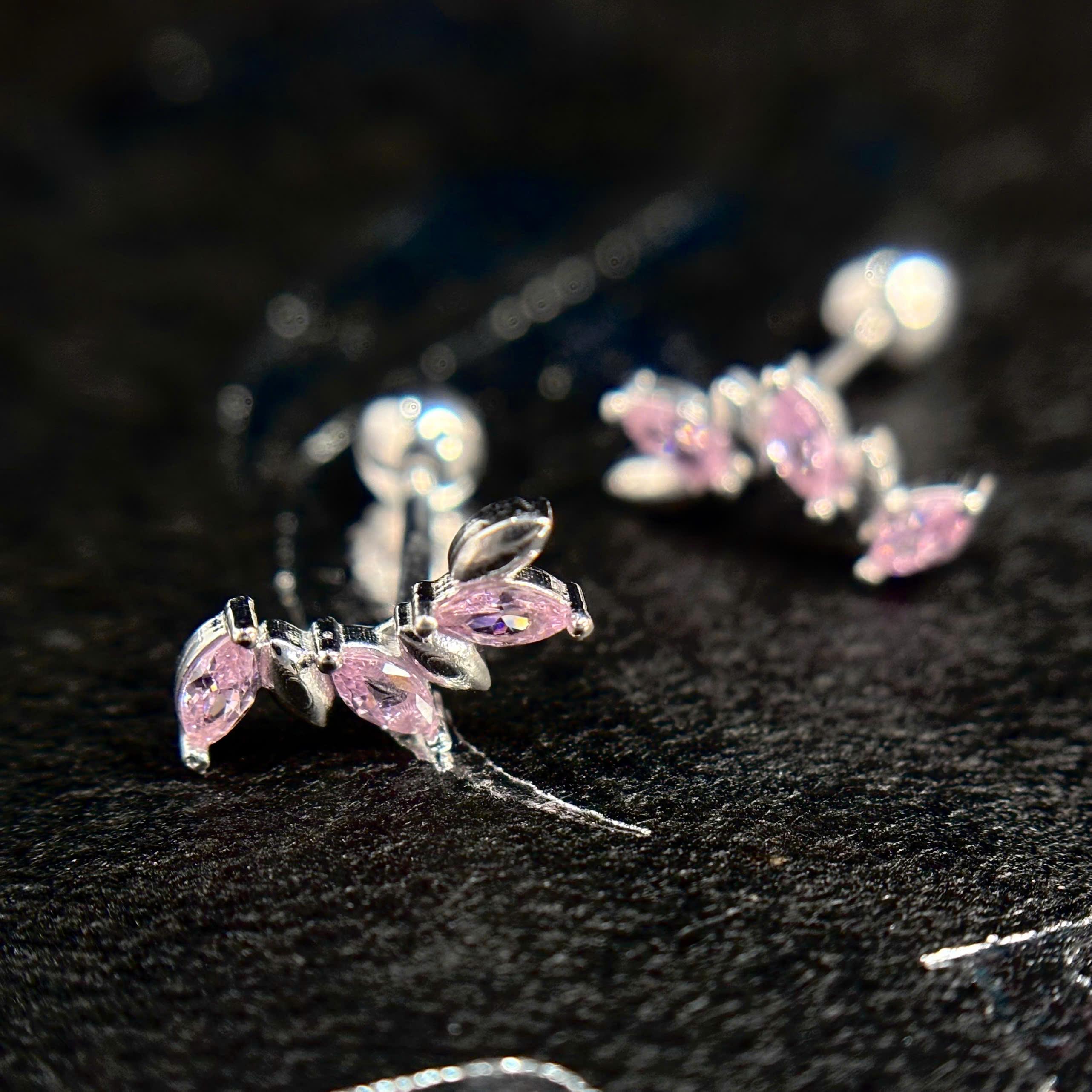 Khuyên kiểu bạc si kim dải kim cương hồng_thumbnail_1