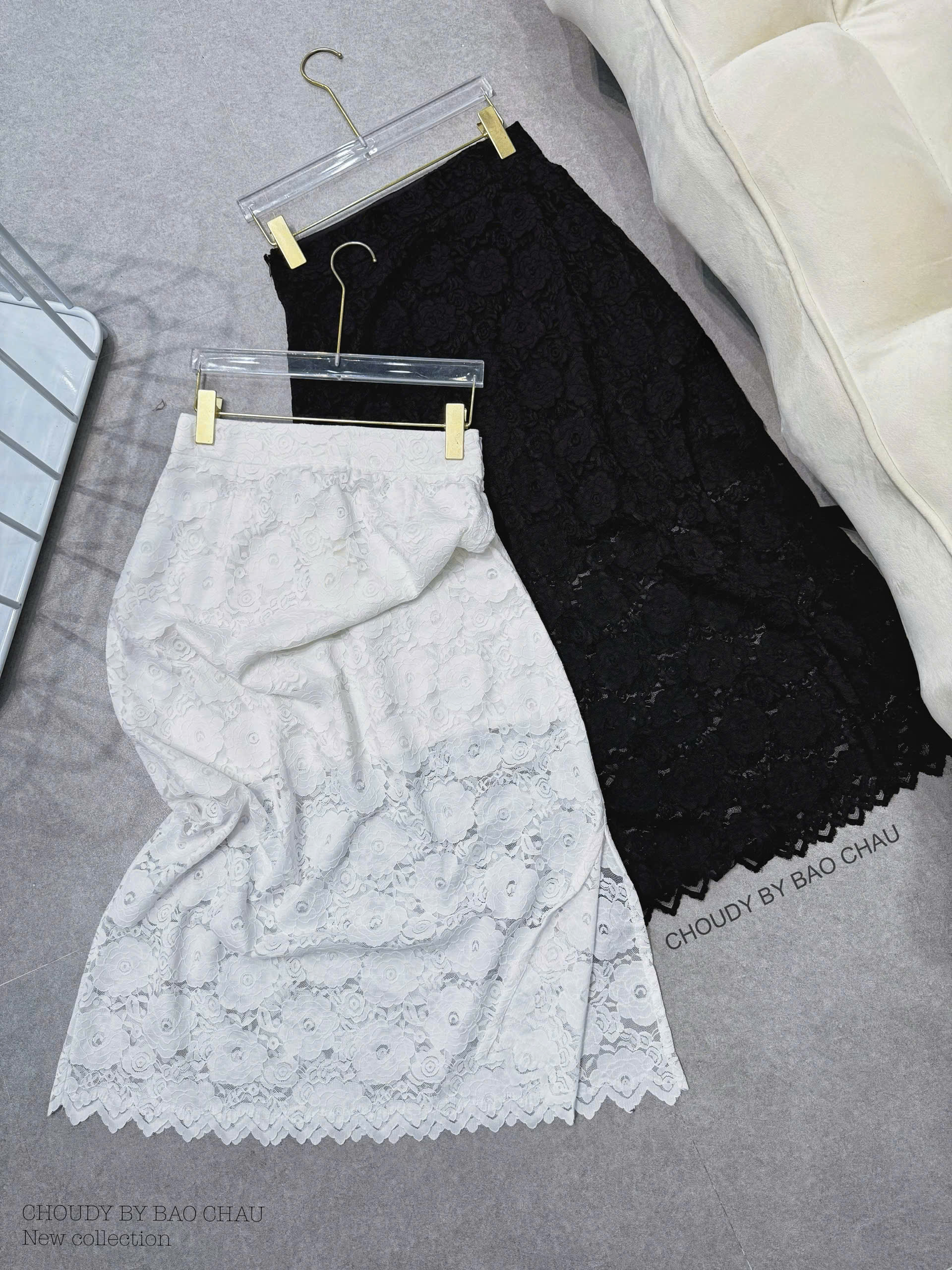 U42 CHÂN VÁY REN 2 MÀU_thumbnail_3