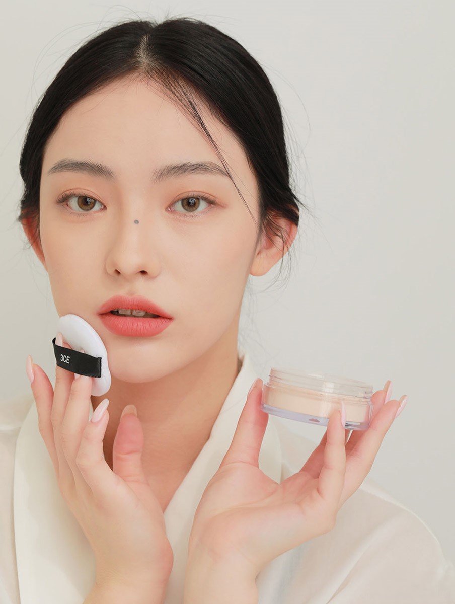 Phấn Phủ Bột Kiềm Dầu 3CE Stylenanda Natural Finish Loose Powder #002 (Natural)_thumbnail_5