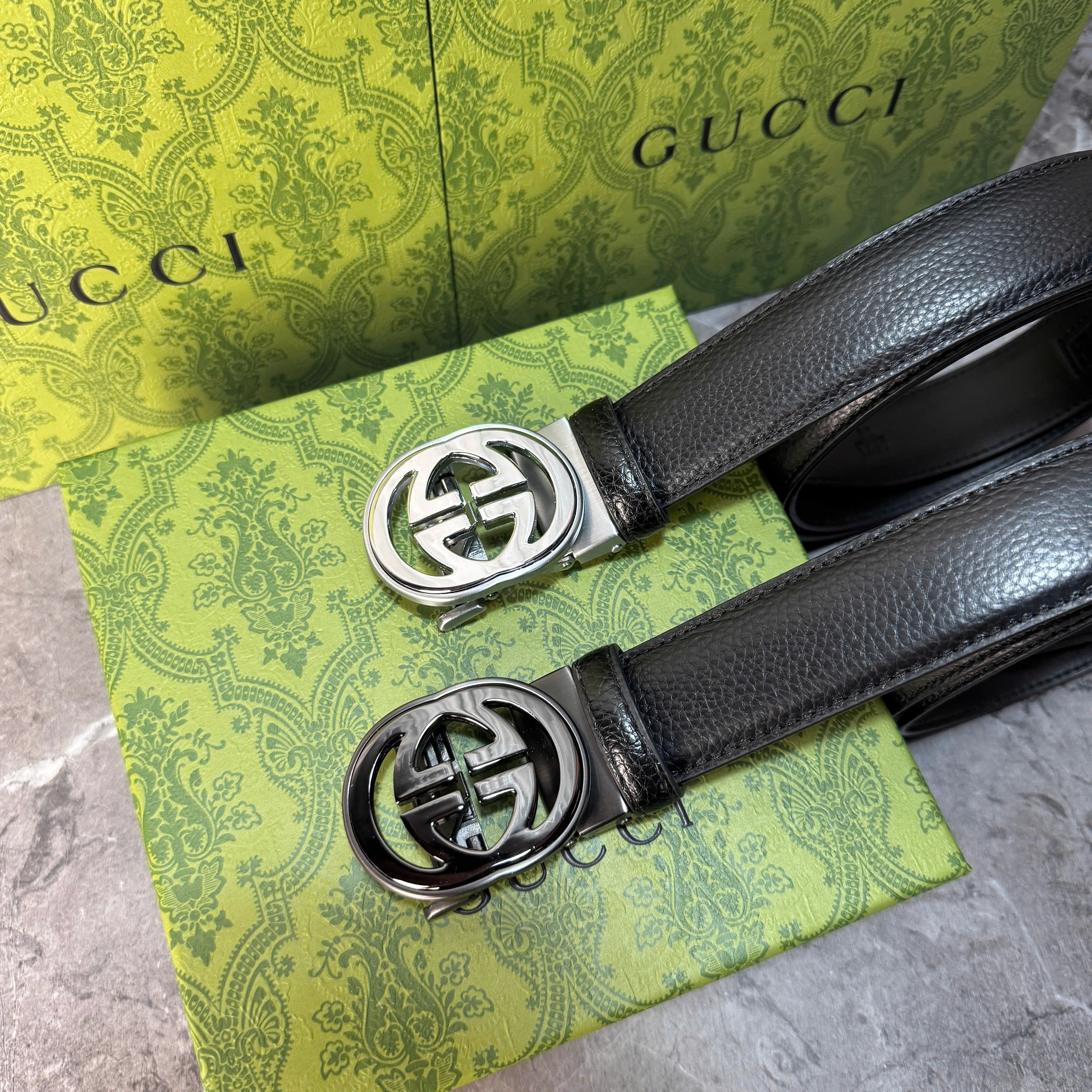 Thắt lưng Gucci Signature Leather Belt with Double G Buckle