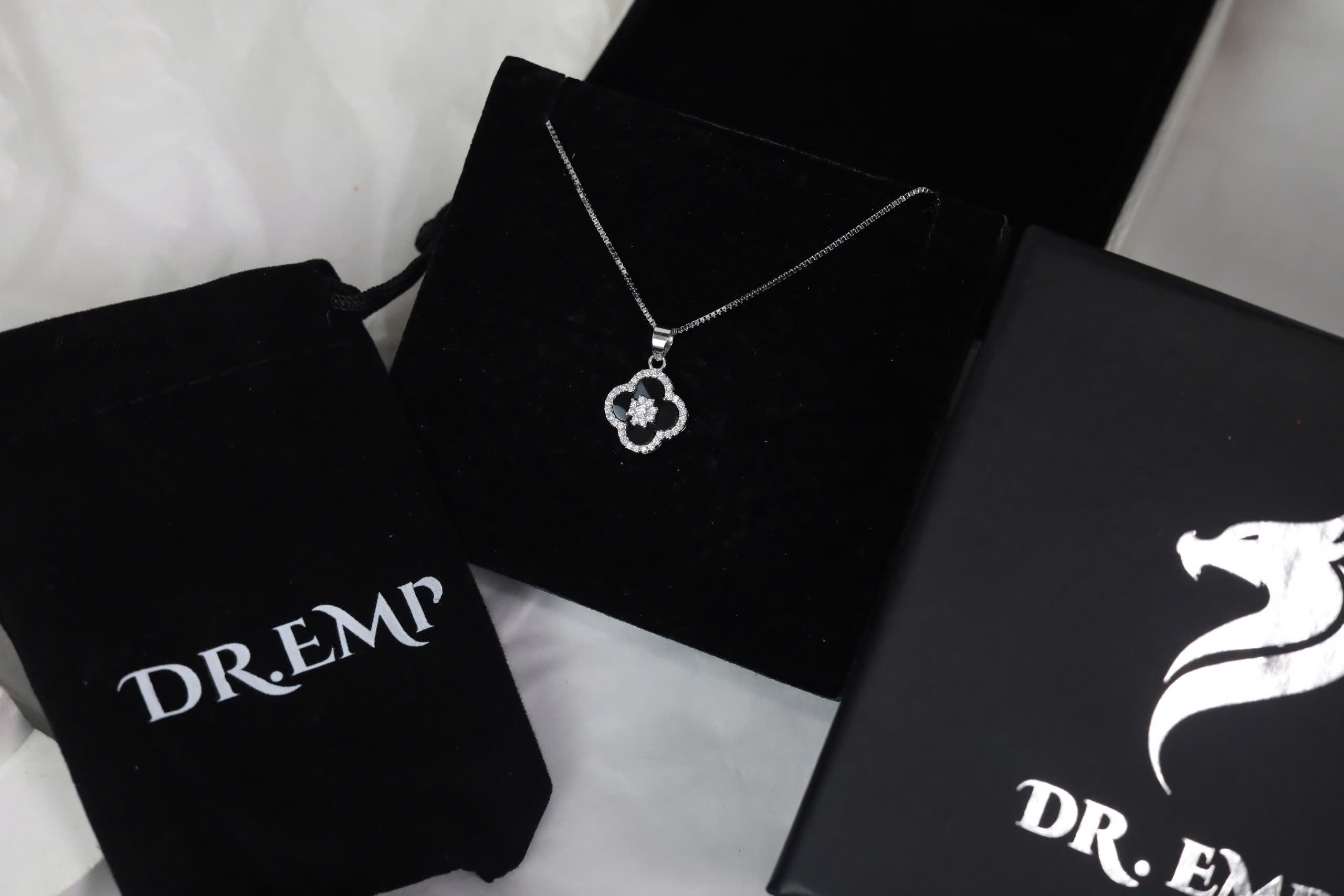 Vòng cổ bạc 4 lá xà cừ đen xi bạch kim_thumbnail_1