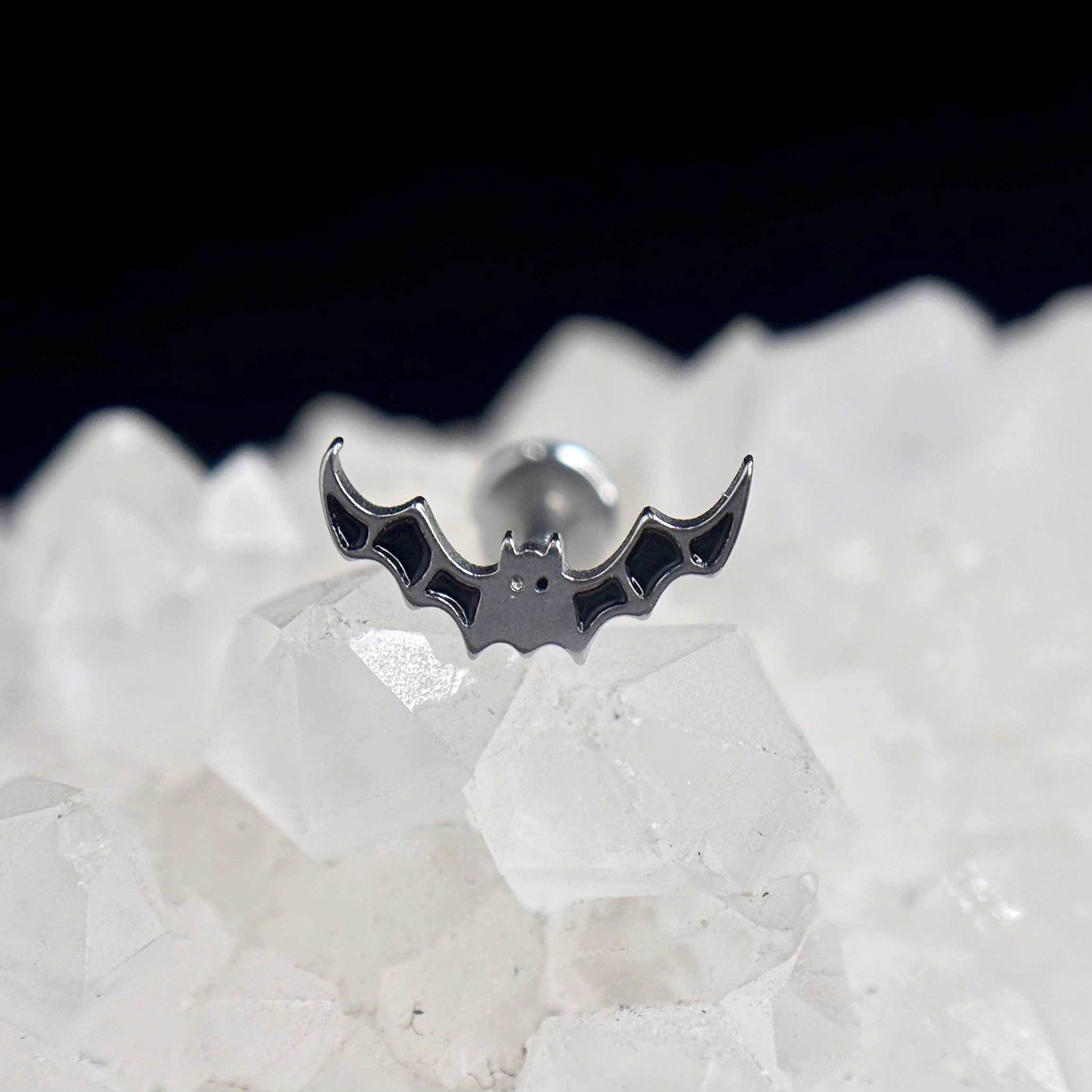 Khuyên kiểu con dơi cánh đen dẹt_thumbnail_2