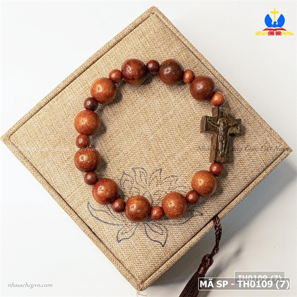 Vòng mân côi gỗ hương 12ly_thumbnail_3