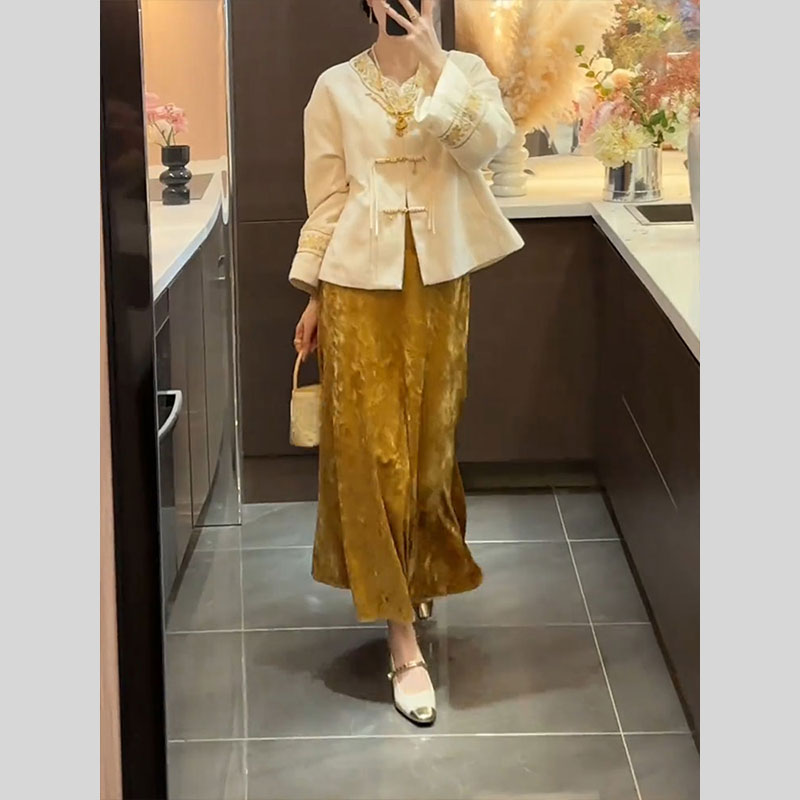 Áo Cổ V Truyền Thống Thanh Nhã Hai Mảnh_thumbnail_4