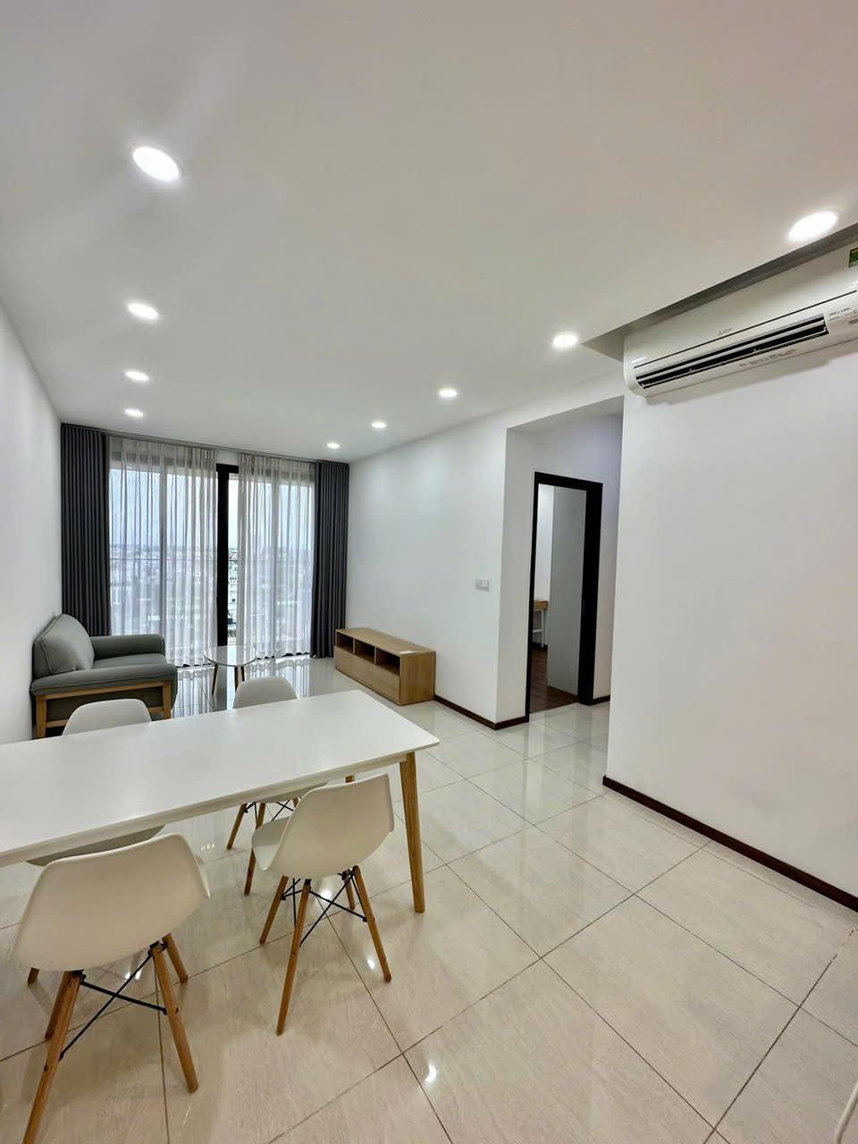 Bán căn hộ 2PN view sông, lầu cao, full nội thất_thumbnail_3