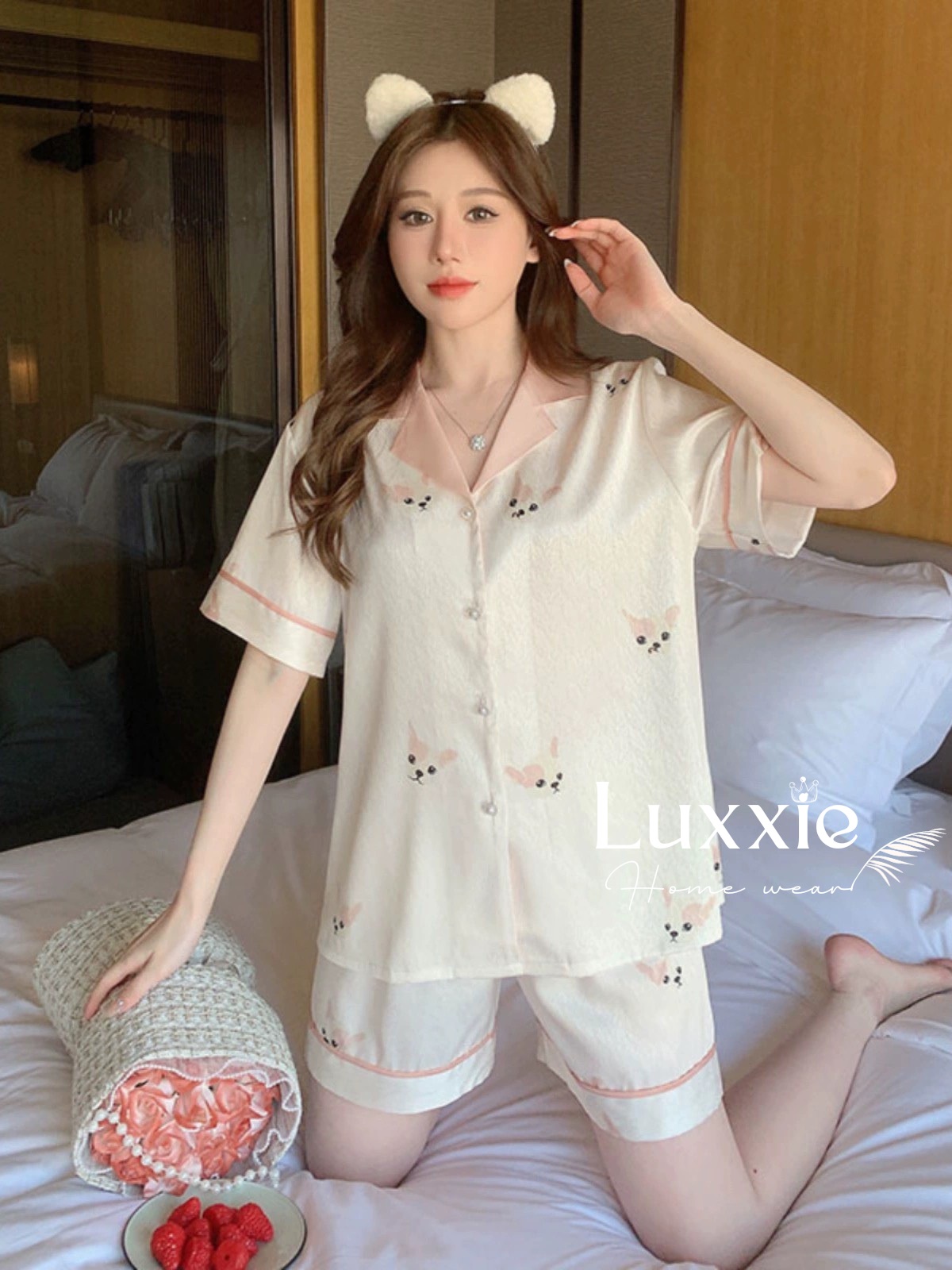 N31C Pijama lụa xước cổ hồng cộc tay quần đùi