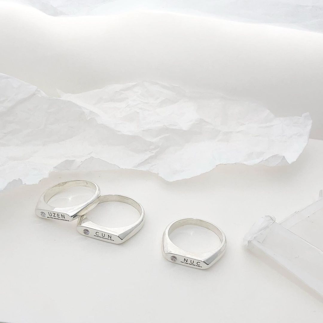 ĐN90 - Nhẫn đôi mặt vuông vát khắc tên theo yêu cầu