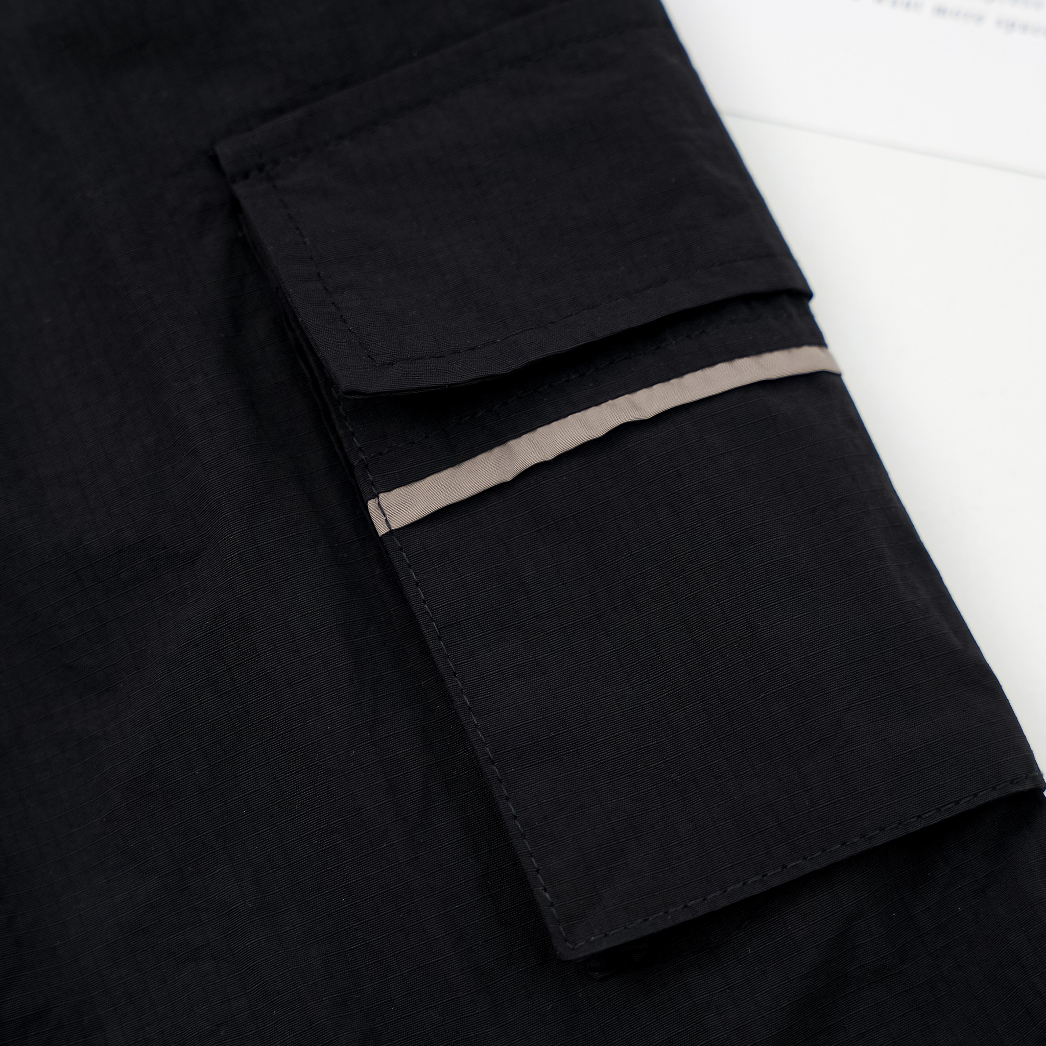 Quần gió phối túi hộp hai bên_thumbnail_3