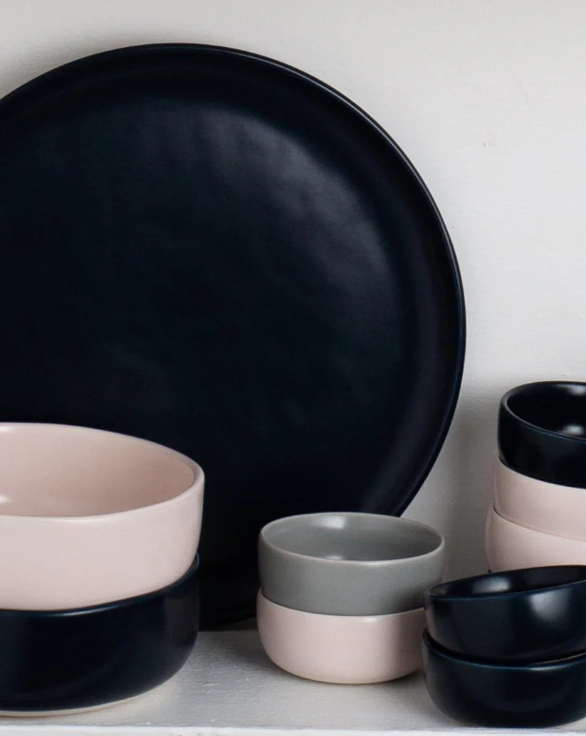 Máy nhả dung dịch Kyora - cảm biến không chạm, 4 mức phun tiết kiệm và tiện lợi.