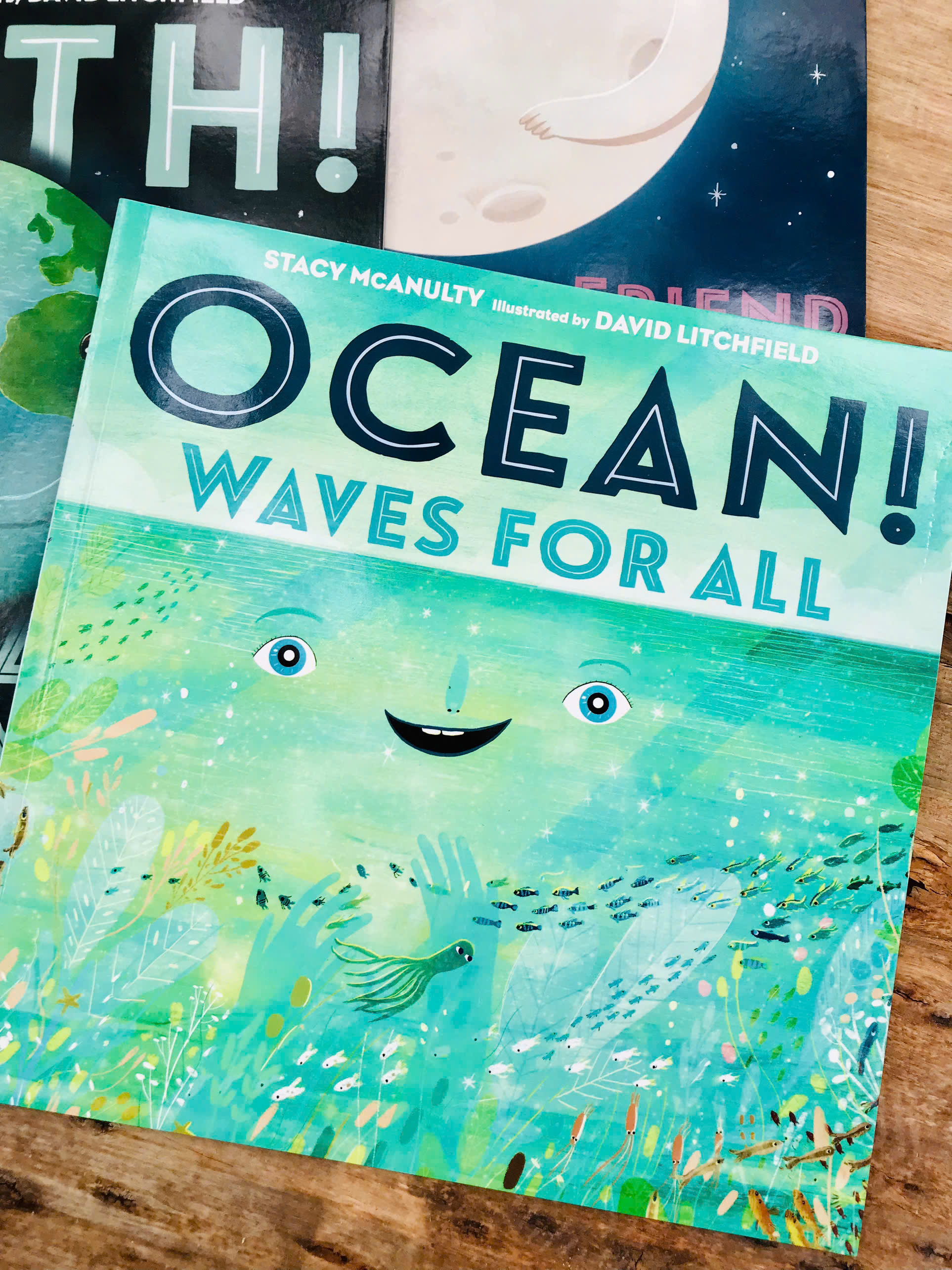 [Sách Nhập Khẩu] Our Universe – Trọn Bộ 4 Cuốn ( Kèm File Nghe và Audio )_thumbnail_2