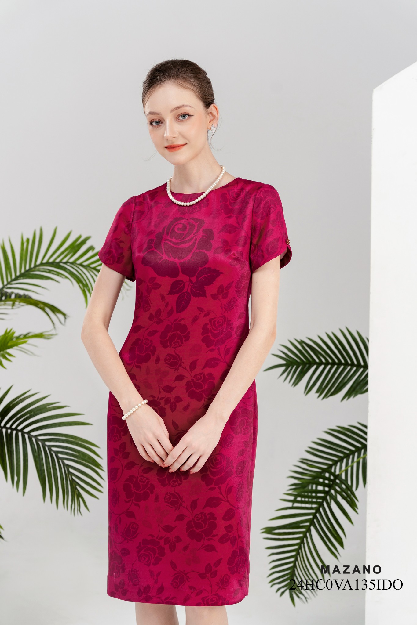 Váy Đầm Suông Vải thô lụa Hoạ tiết hoa hồng cách điệu Cổ tròn Tay ngắn Dài đến bắp chân