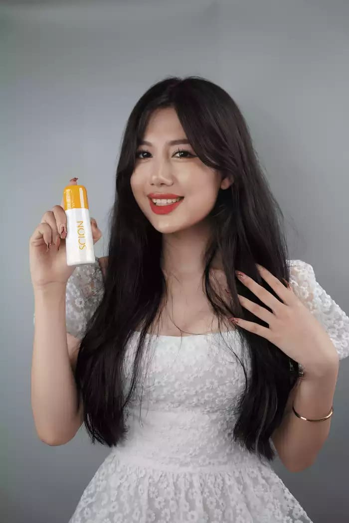 Lăn khử mùi sáng da Scion Brightening Roll On_thumbnail_5