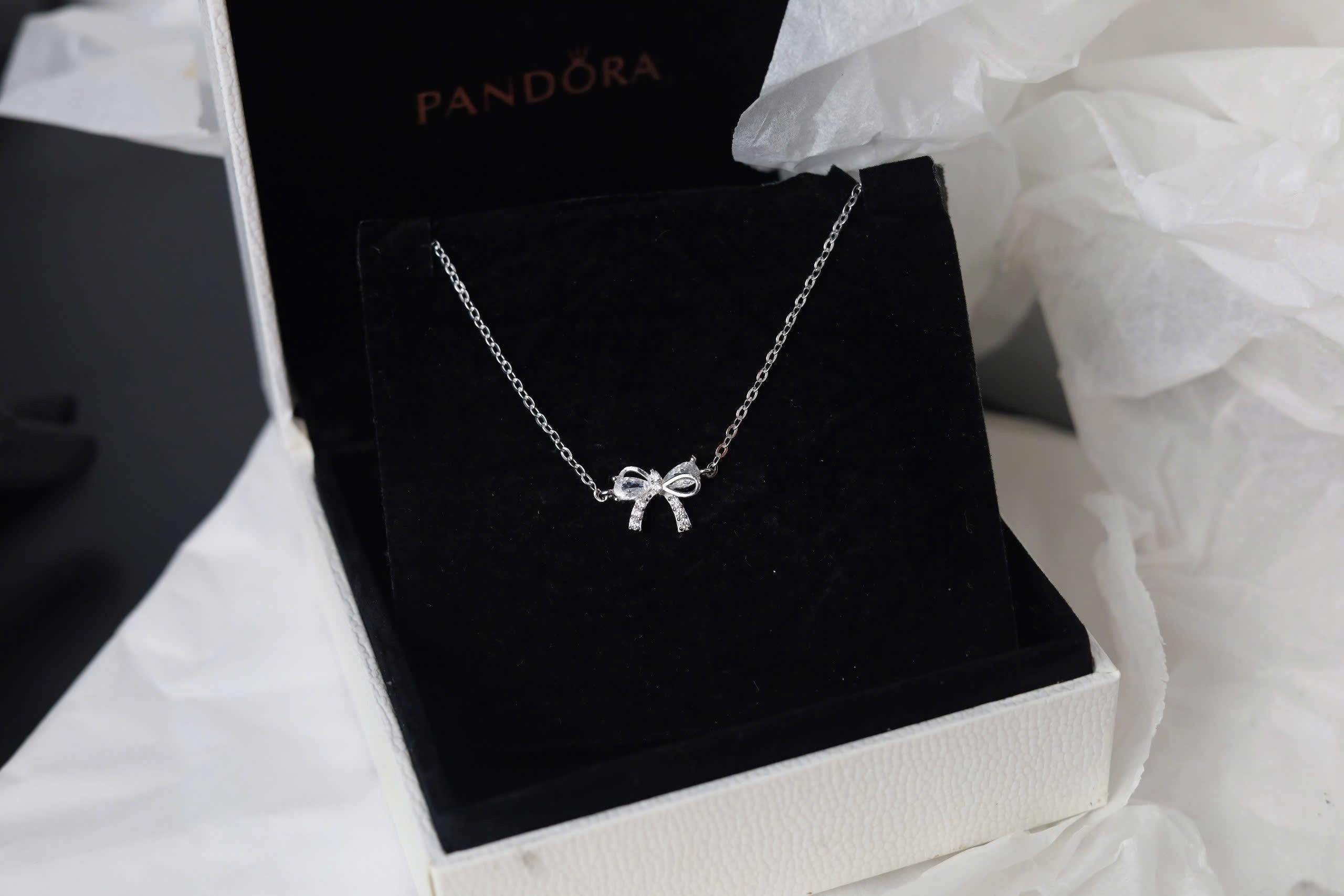 vòng cổ bạc nơ đính đá trắng xi bạch kim