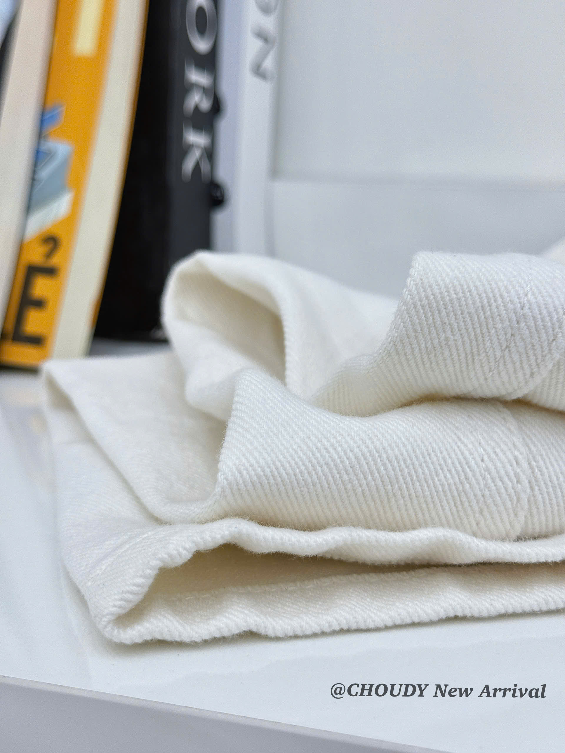 SALE U641 QUẦN JEAN SUÔNG TRẮNG_thumbnail_5