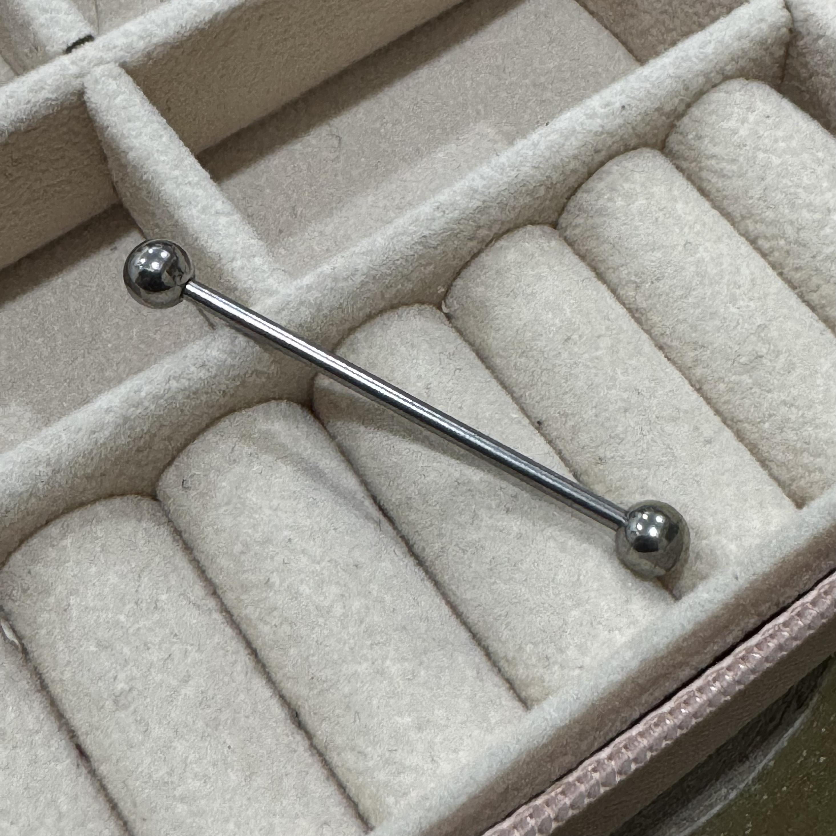 Indus titan trơn dài 36 bi 5.