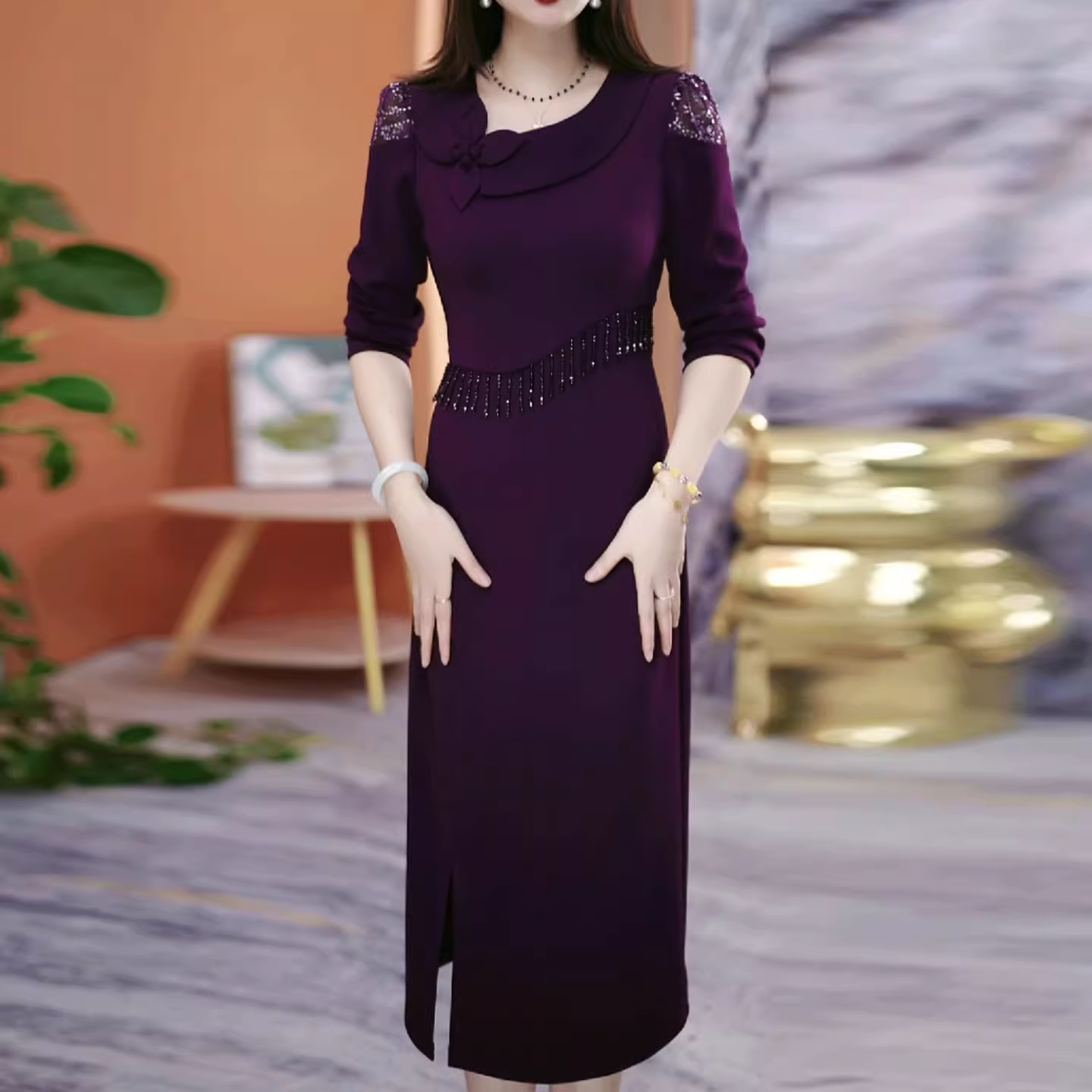 17823-Đầm body suông cổ lệch viền eo tua rua ( thun nhật)_thumbnail_2