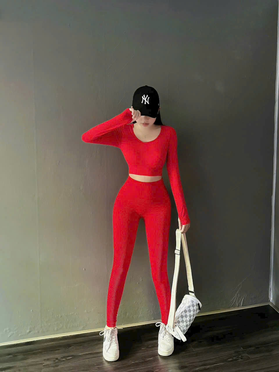 Áo Croptop Thể Thao Nữ Dáng Dài Xỏ Ngón_thumbnail_8