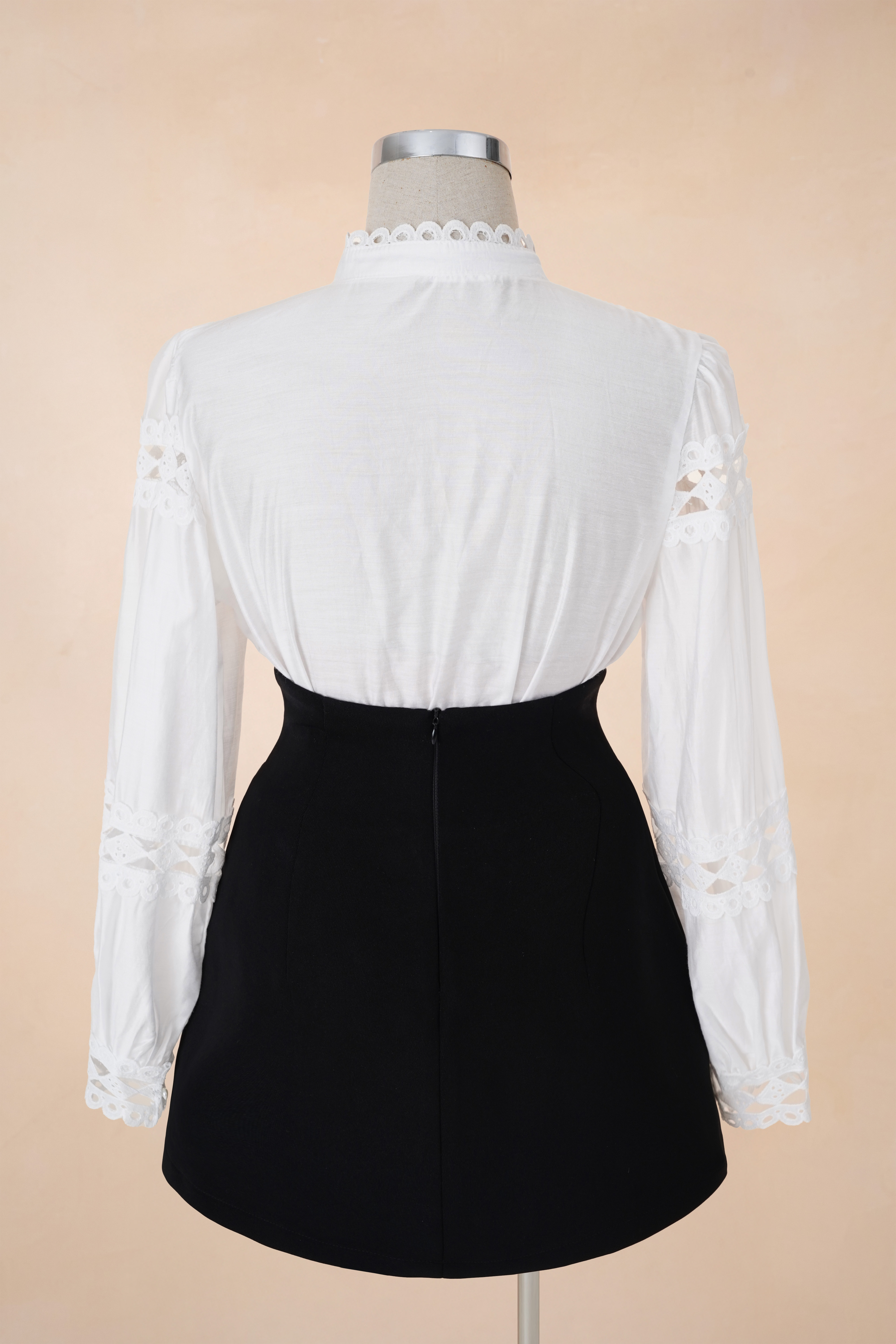 Sơ Mi Phối Ren TB Cổ Cao