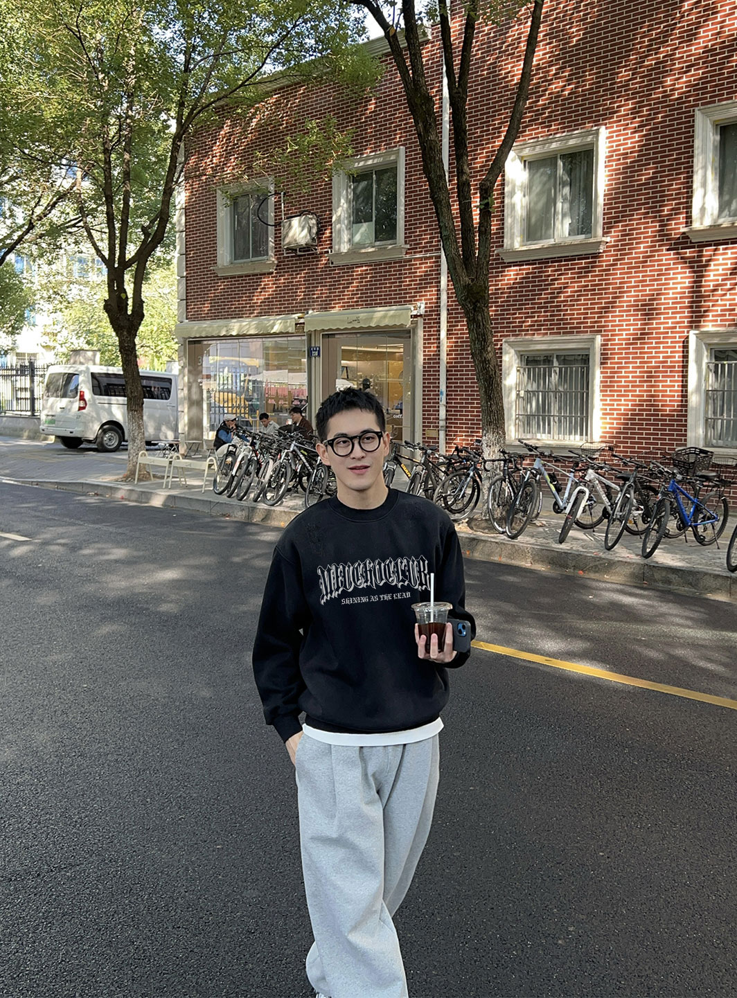 Áo sweater nam form boxy 2003 Miucho local brand cổ tròn vải nỉ bông 350 GSM dày dặn in mix_thumbnail_4