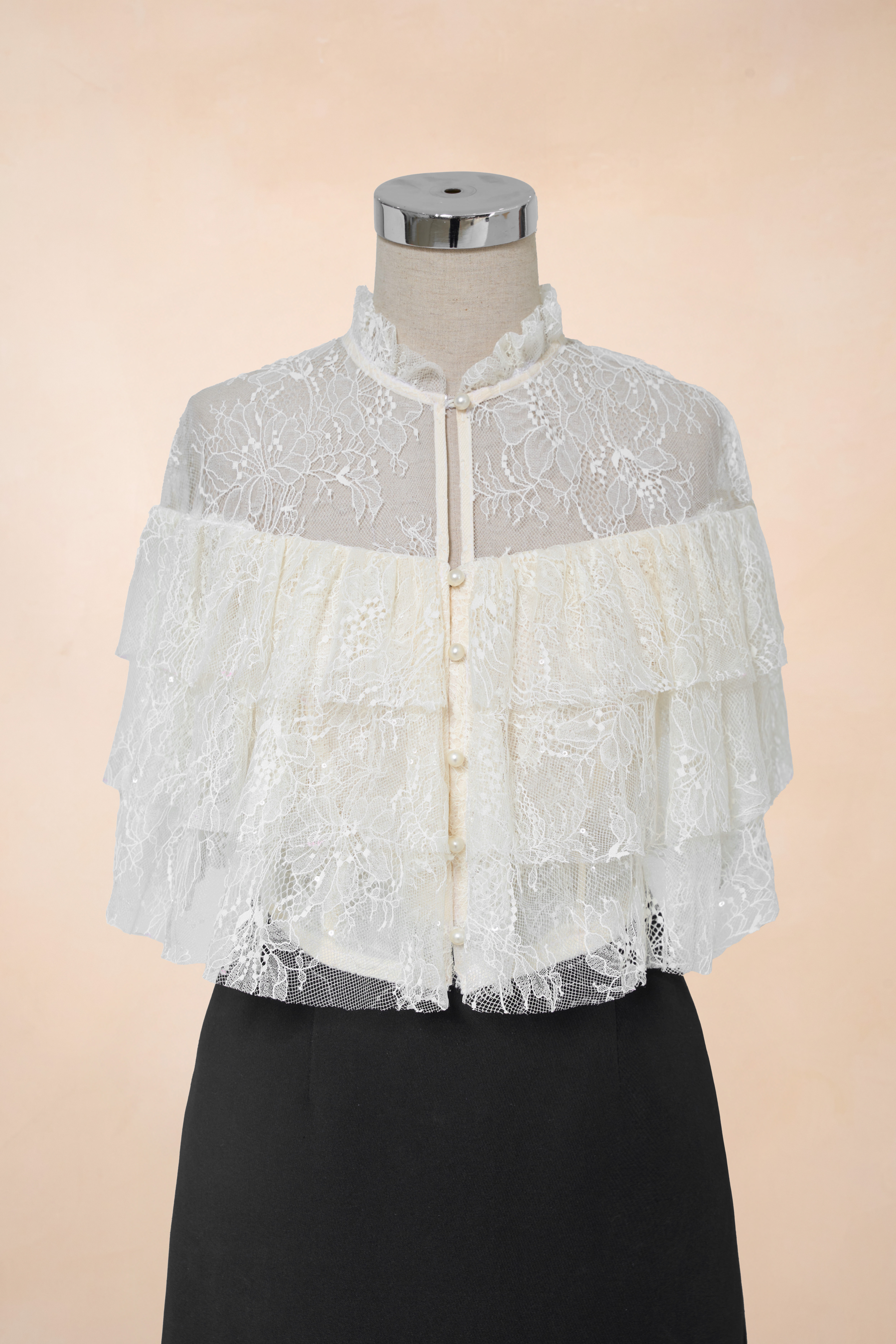 Áo Trùm Vai Phối Ren Kim Sa