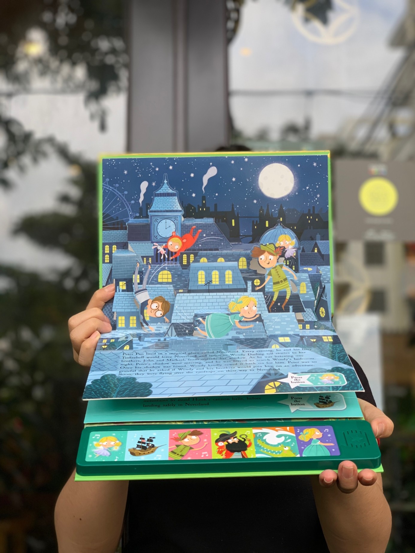 FAIRYTALES POP-UP SOUND BOOK: PETER PAN (North Parade)_thumbnail_4