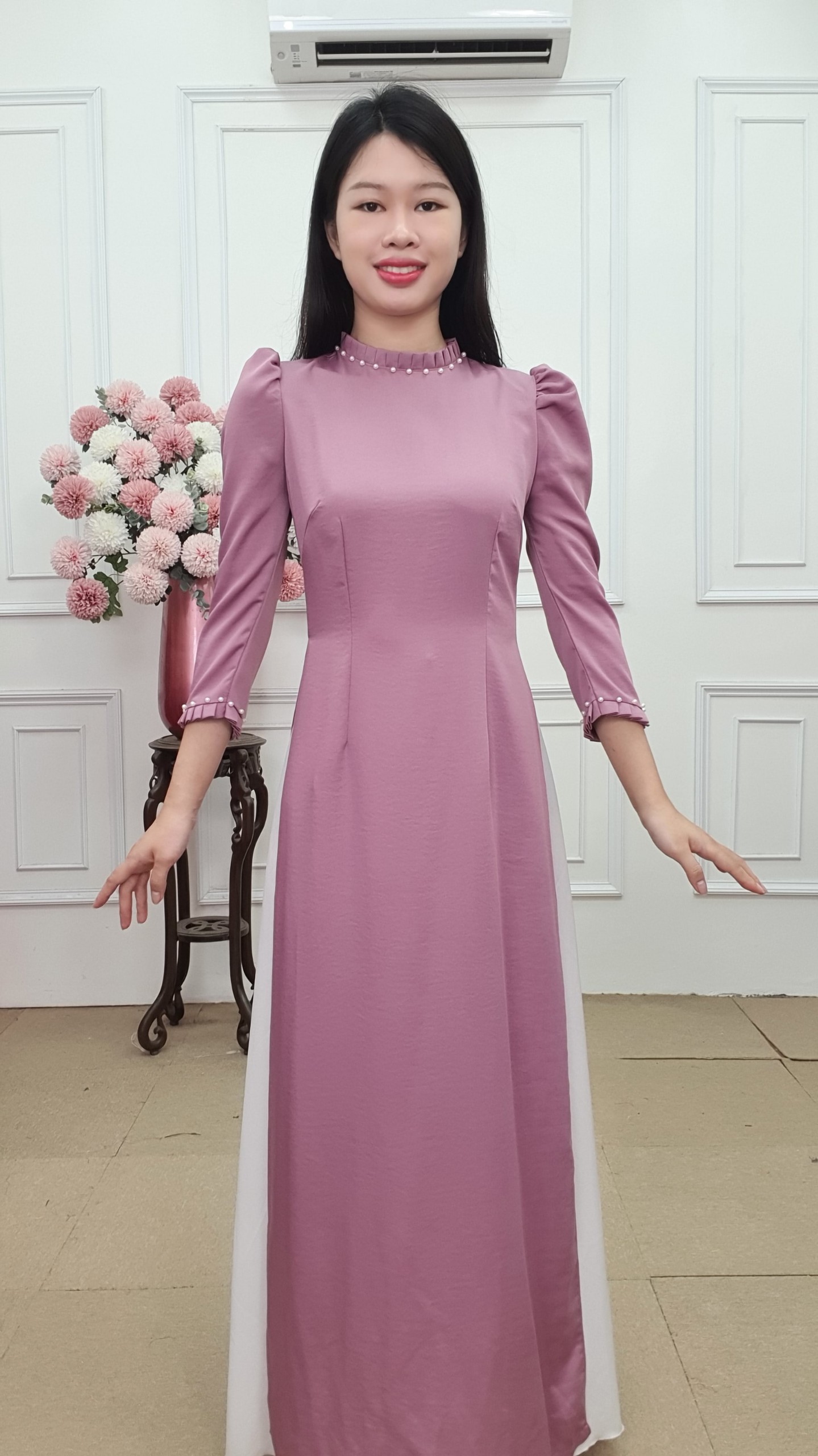 A2051 áo dài lụa tây thi bồng dài nền hồng sen đậm cổ xếp ly_thumbnail_2