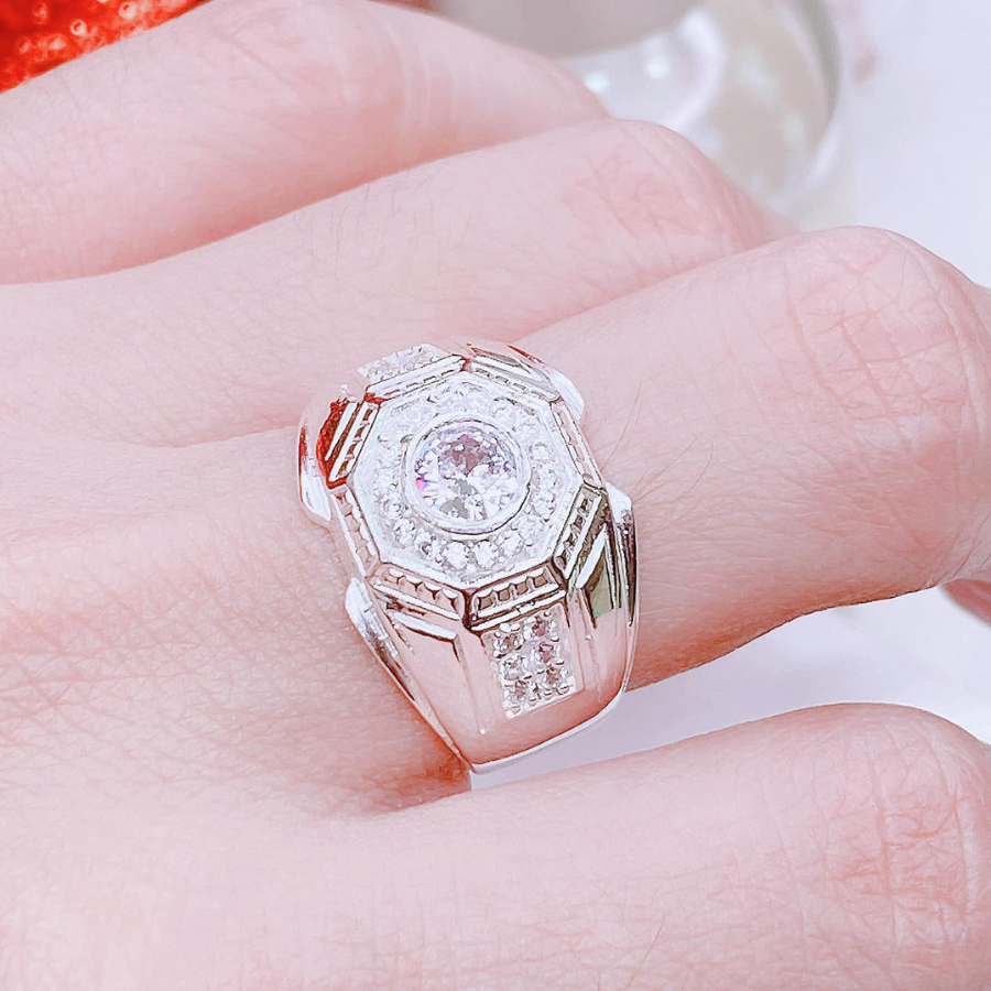 NN42 - Nhẫn nam bát giác viền khuyết dải đá vuông