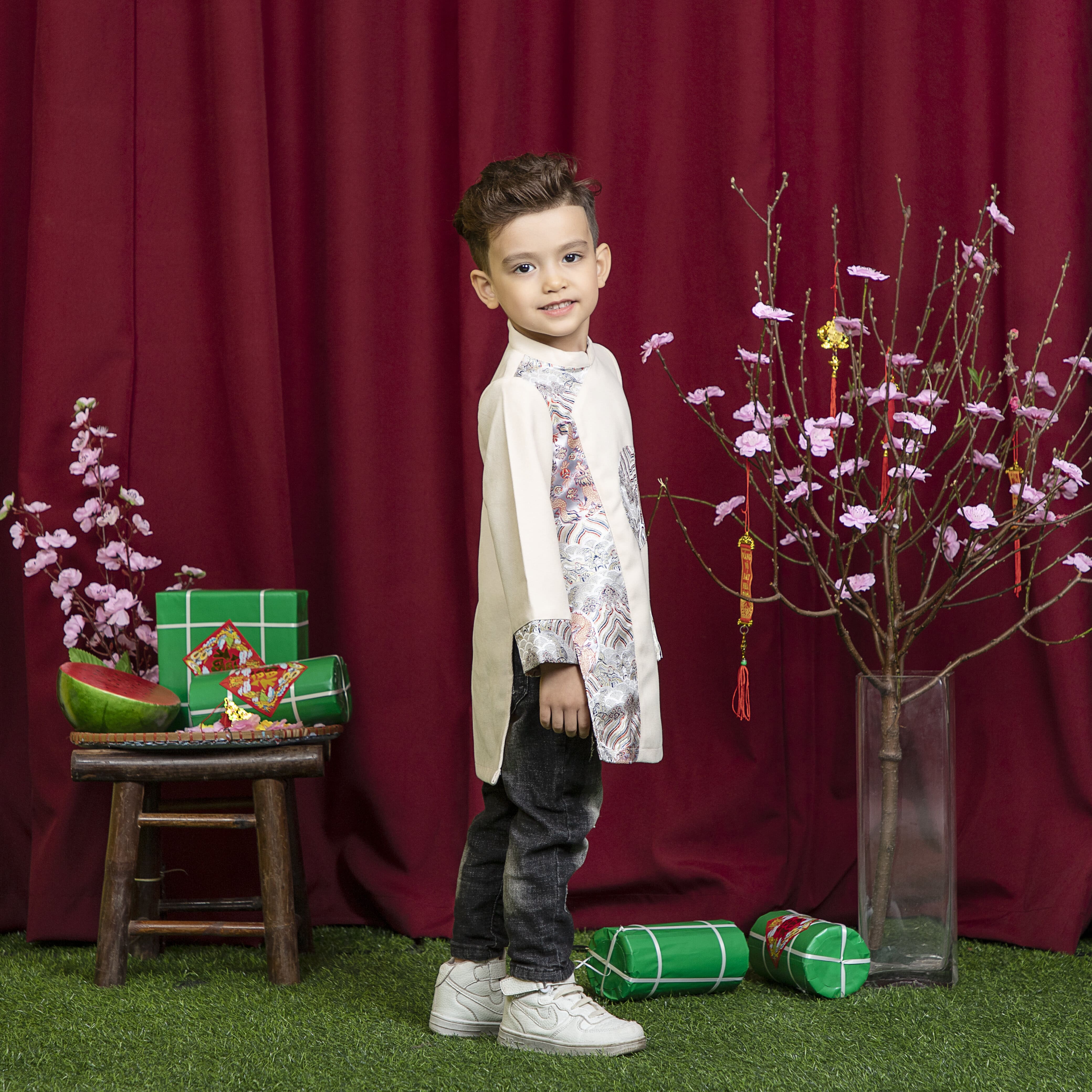 Áo dài bé trai cung đình_thumbnail_4