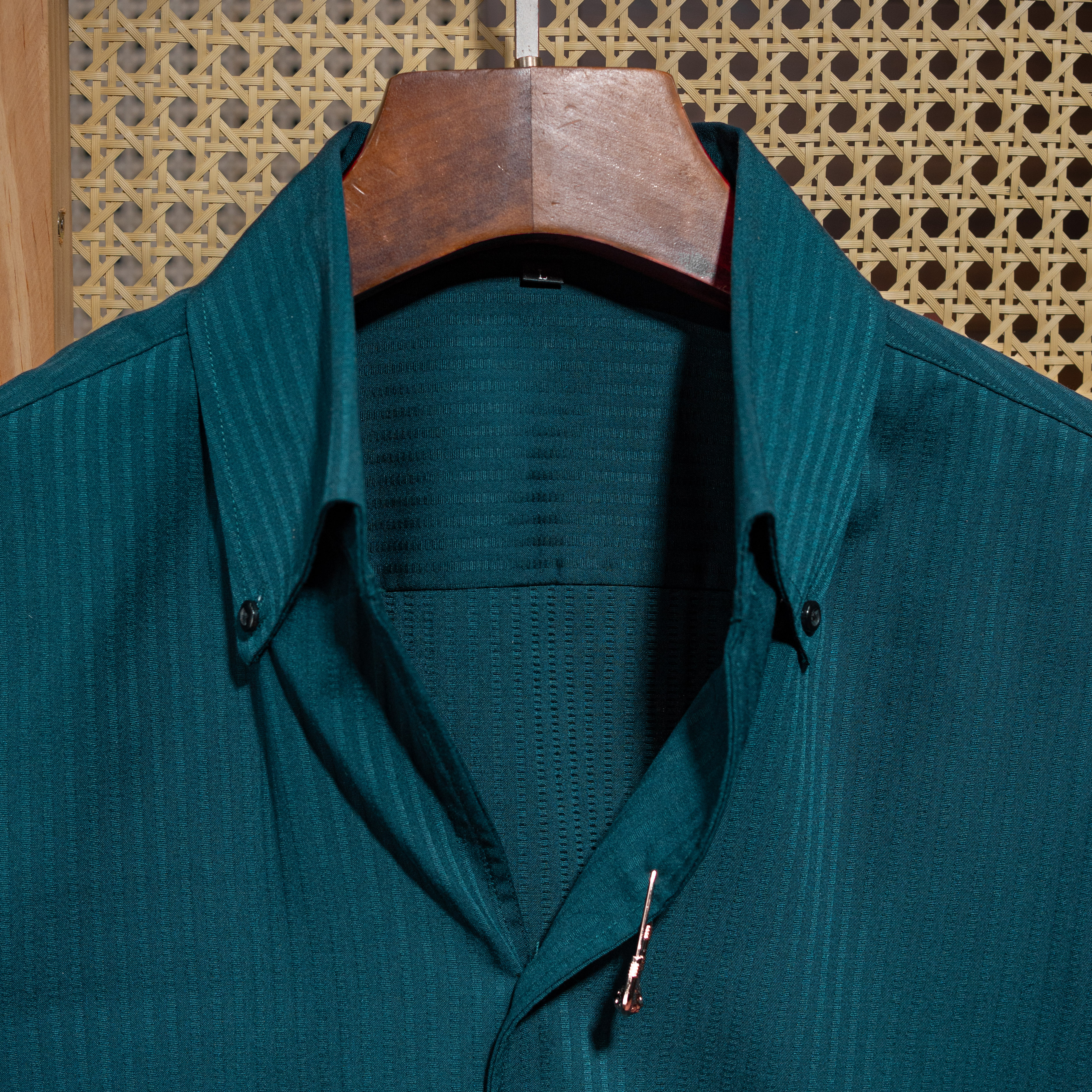 Sơ Mi Button Down Sọc Tiger Pin_thumbnail_24